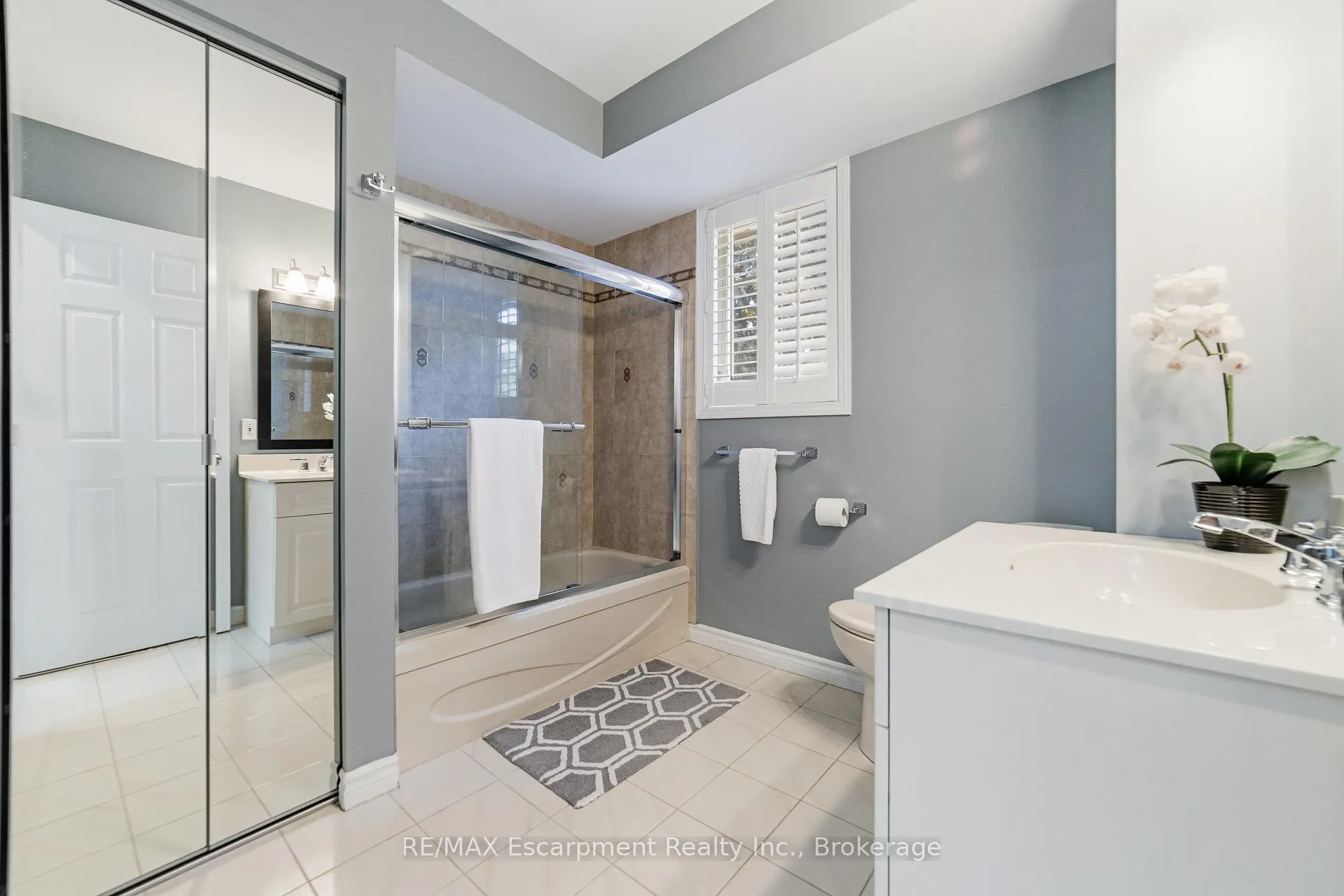 Photo 20 of 449 Roymor Crescent, Hamilton, Ancaster — HOMEH