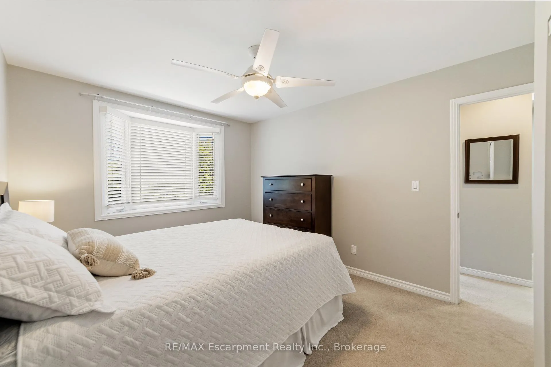 Photo 27 of 449 Roymor Crescent, Hamilton, Ancaster — HOMEH