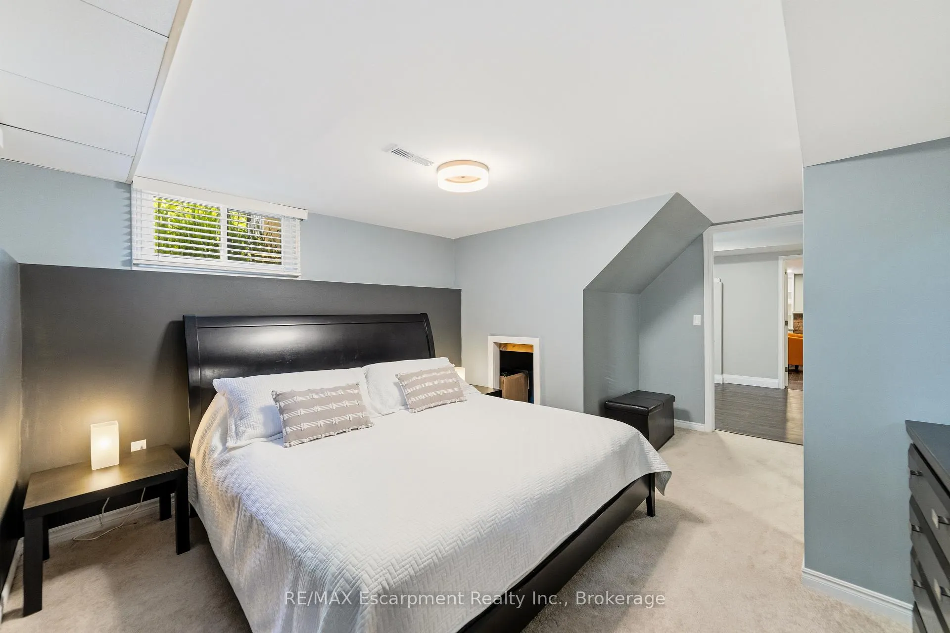 Photo 35 of 449 Roymor Crescent, Hamilton, Ancaster — HOMEH