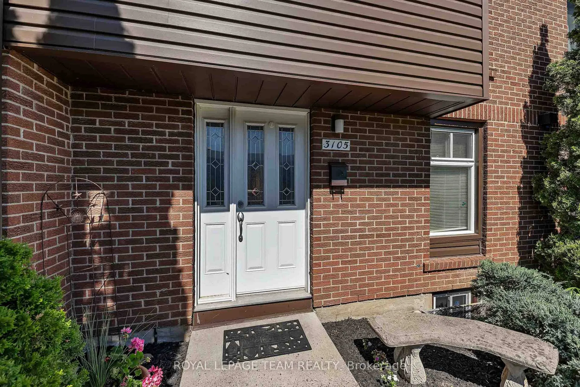 Photo 4 of Unit 25, 3105 Stockton Drive, Ottawa, Blossom Park/Kemp Park/Findlay Creek — HOMEH