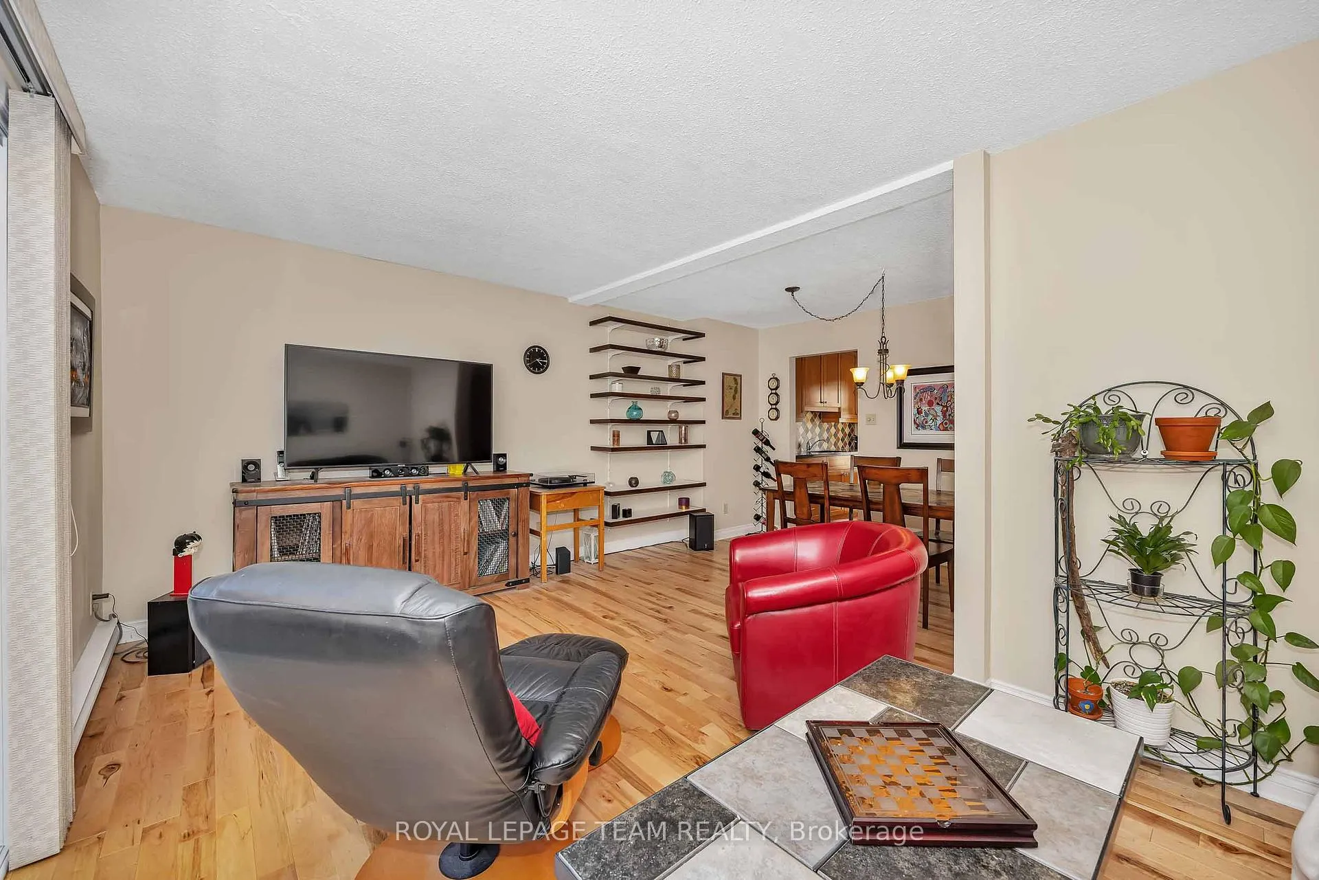 Photo 8 of Unit 25, 3105 Stockton Drive, Ottawa, Blossom Park/Kemp Park/Findlay Creek — HOMEH