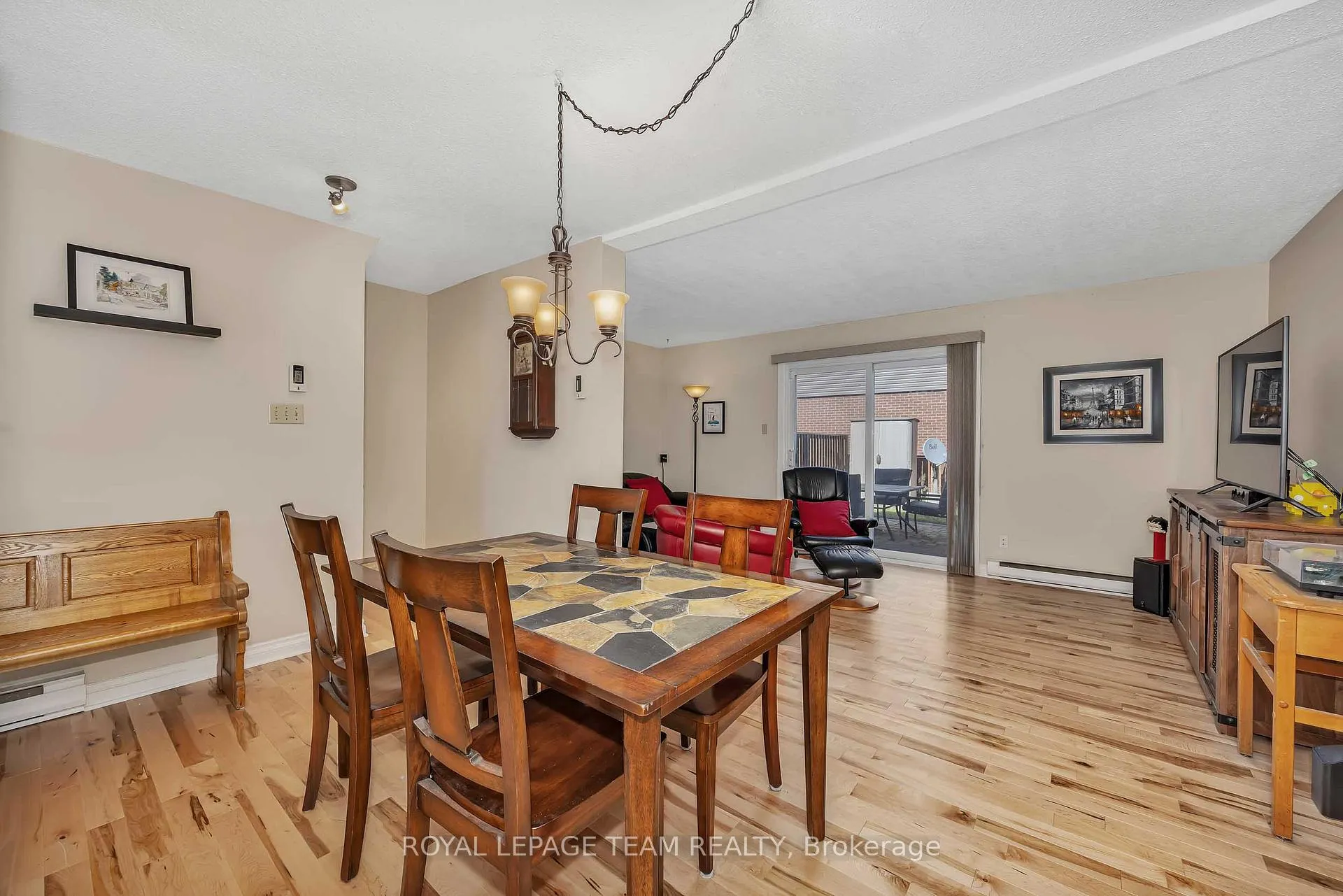 Photo 13 of Unit 25, 3105 Stockton Drive, Ottawa, Blossom Park/Kemp Park/Findlay Creek — HOMEH