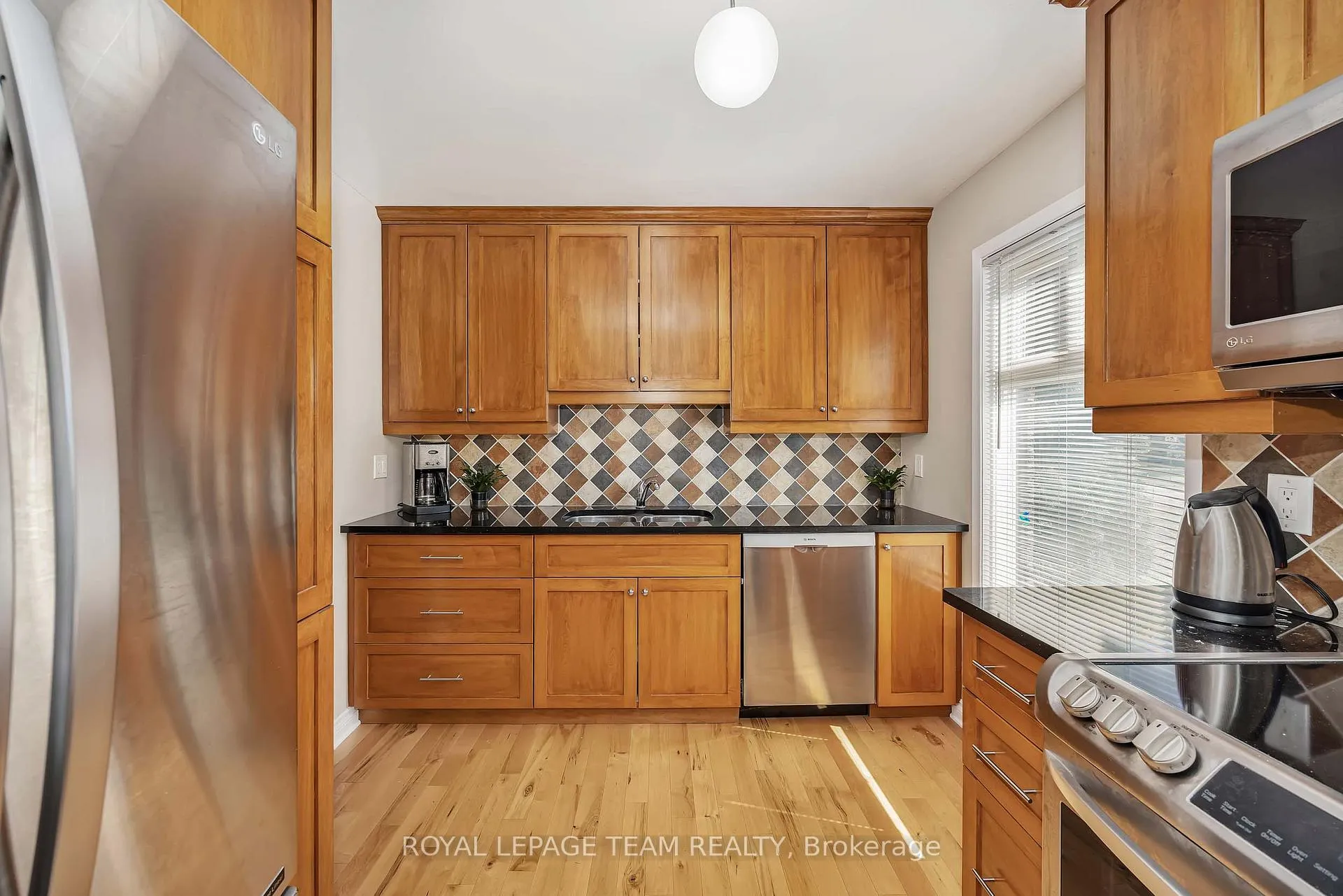 Photo 16 of Unit 25, 3105 Stockton Drive, Ottawa, Blossom Park/Kemp Park/Findlay Creek — HOMEH