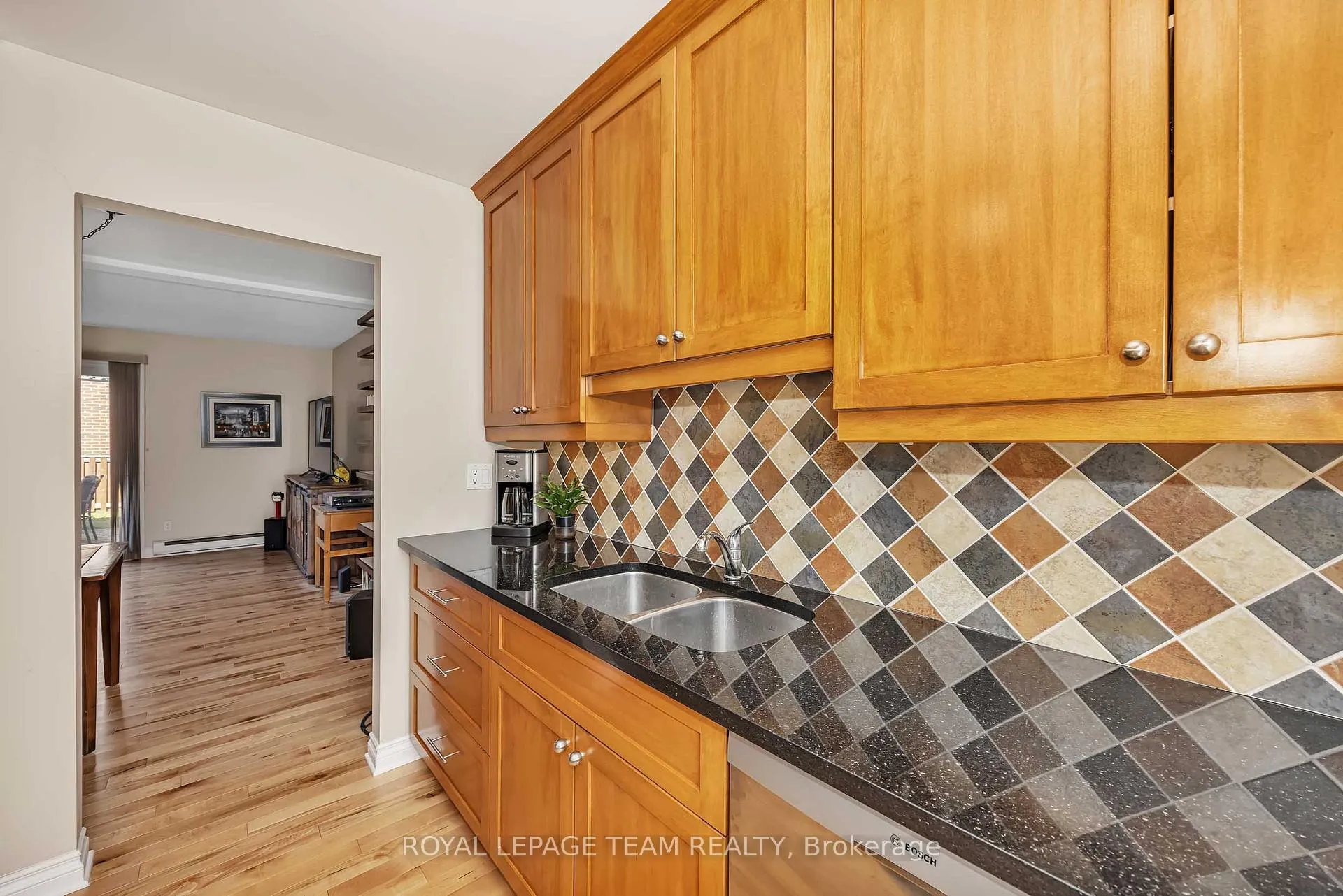 Photo 19 of Unit 25, 3105 Stockton Drive, Ottawa, Blossom Park/Kemp Park/Findlay Creek — HOMEH