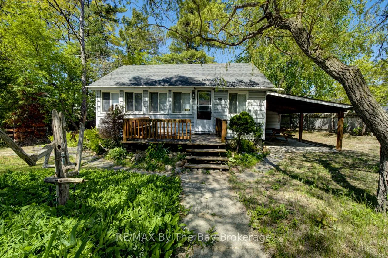 Photo 2 of 33 17th Street N, Wasaga Beach — HOMEH