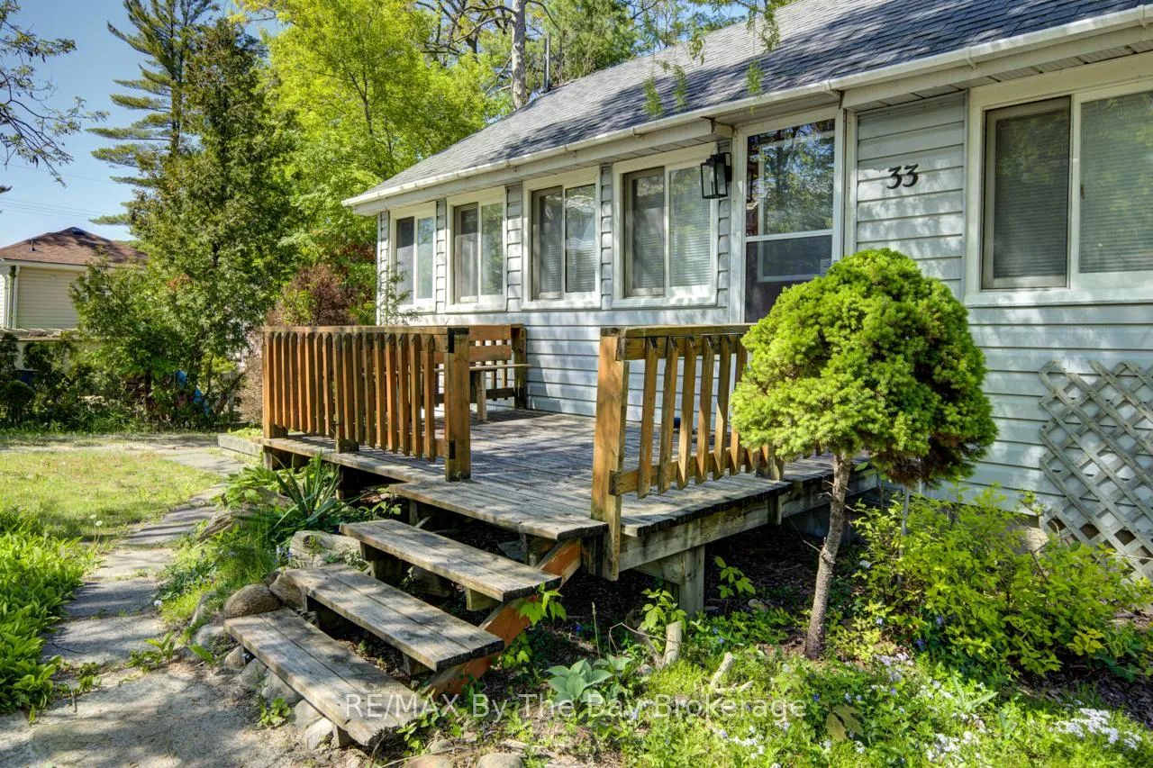 Photo 5 of 33 17th Street N, Wasaga Beach — HOMEH