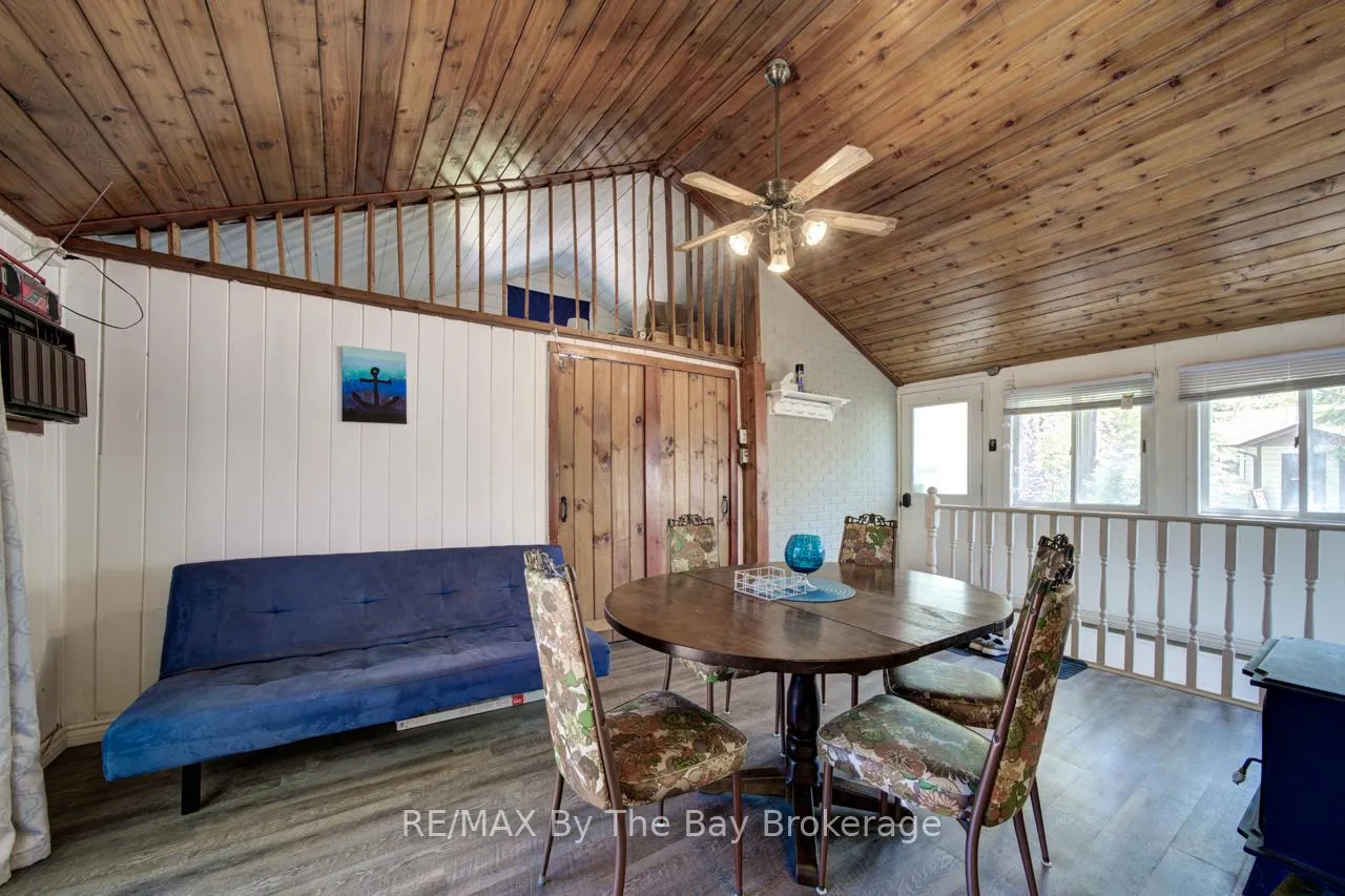 Photo 10 of 33 17th Street N, Wasaga Beach — HOMEH