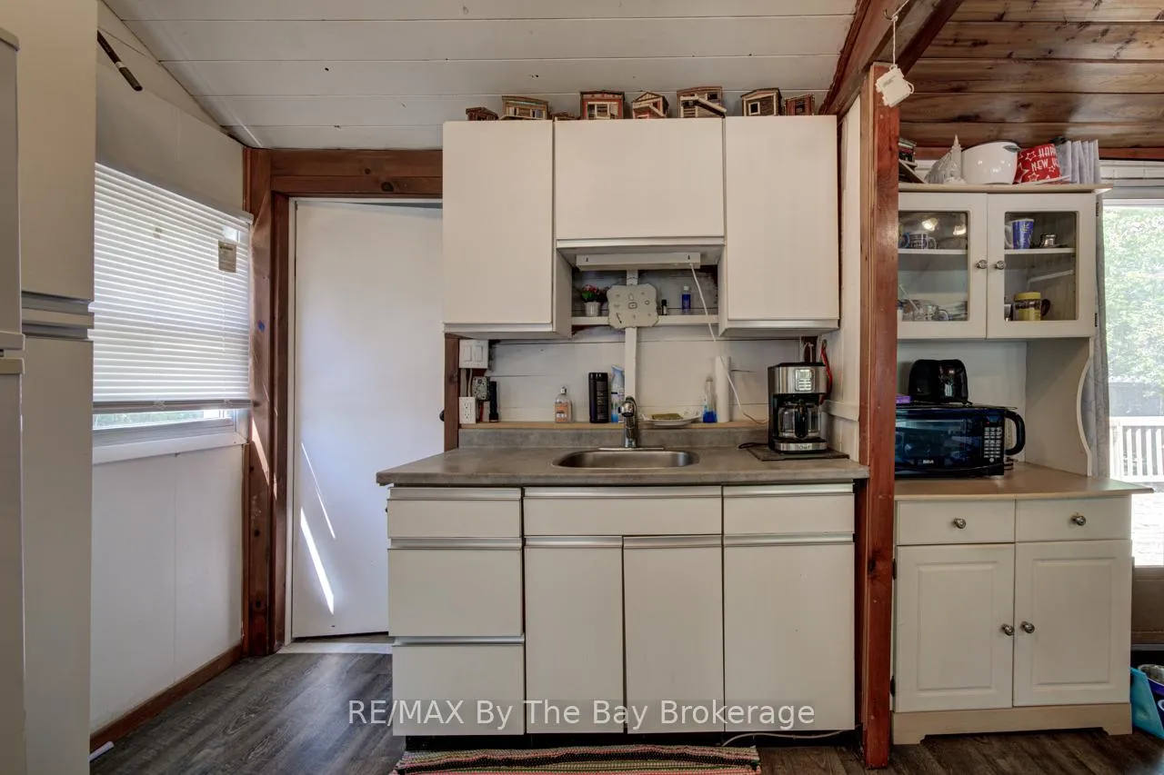 Photo 14 of 33 17th Street N, Wasaga Beach — HOMEH