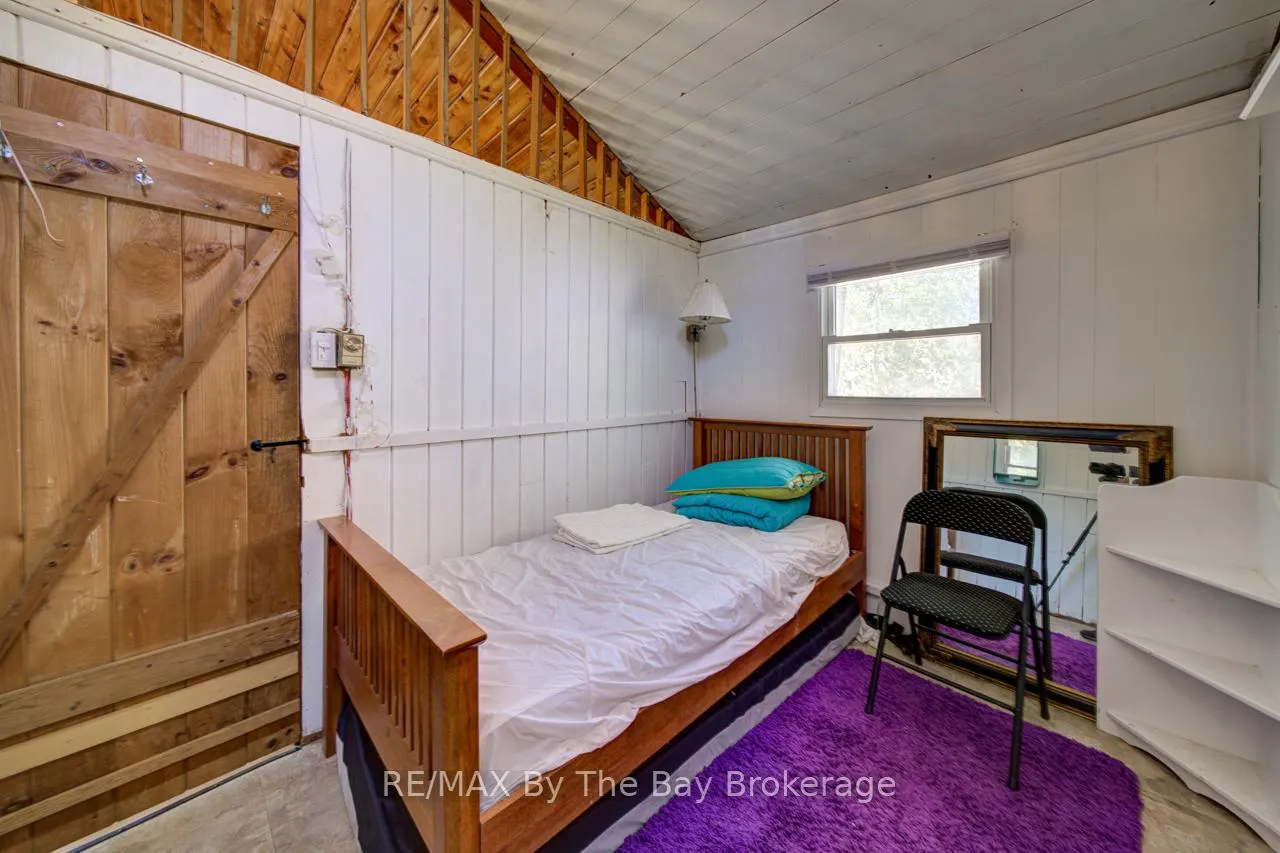 Photo 22 of 33 17th Street N, Wasaga Beach — HOMEH