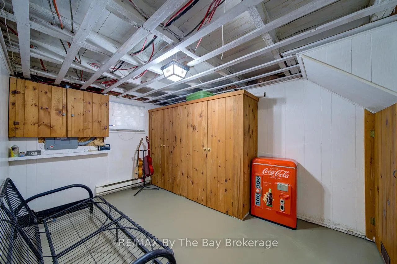 Photo 26 of 33 17th Street N, Wasaga Beach — HOMEH