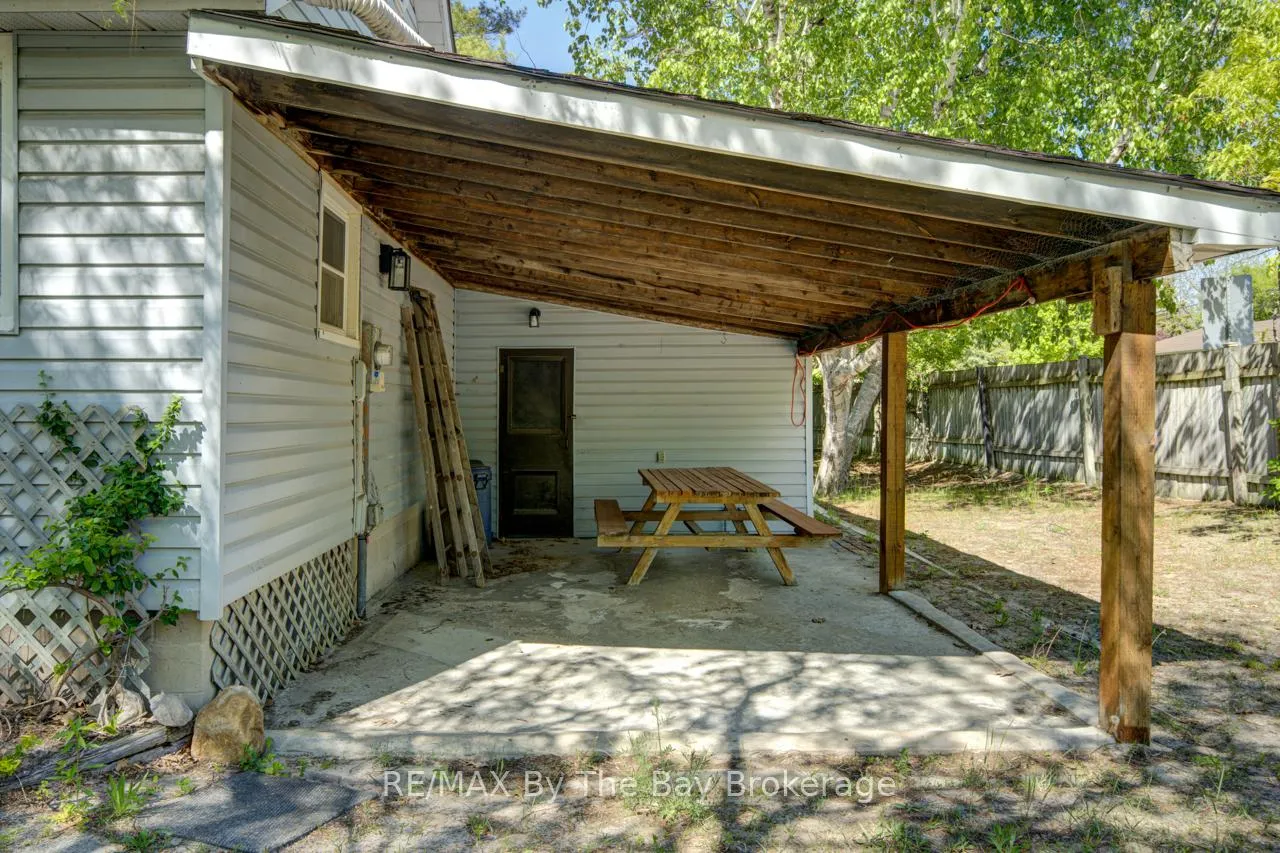 Photo 32 of 33 17th Street N, Wasaga Beach — HOMEH