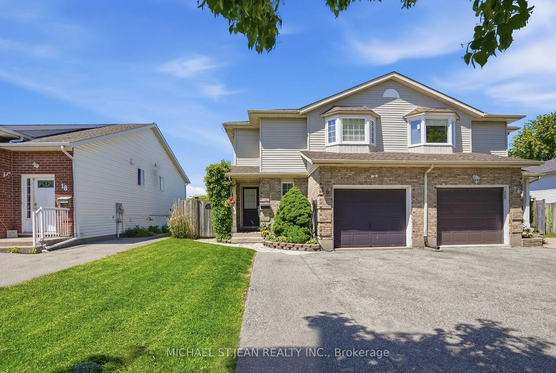Photo 2 of 16 Woodland Drive, Welland, N. Welland — HOMEH