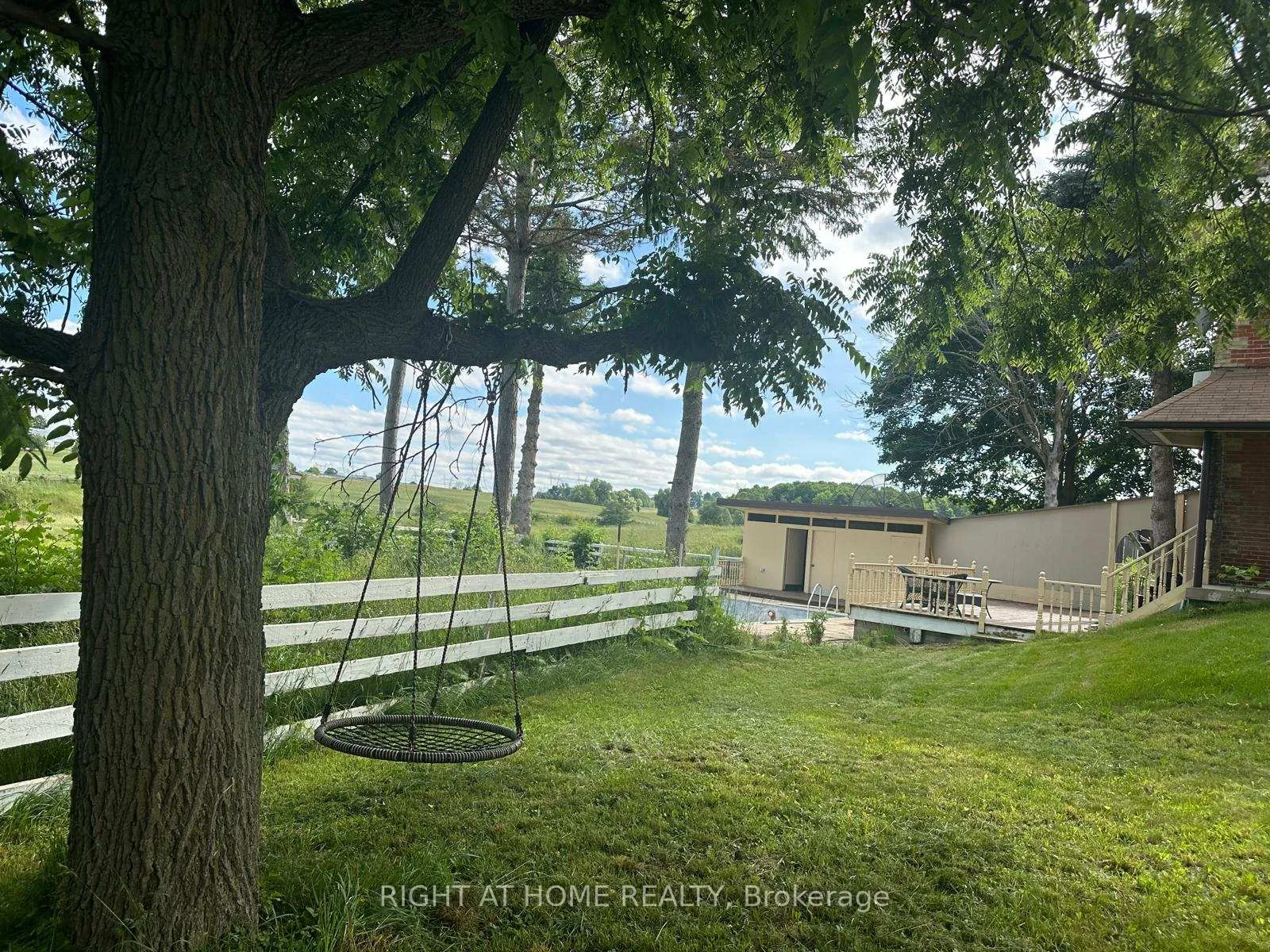 Photo 2 of 17400 10th Concession N, King, Rural King — HOMEH