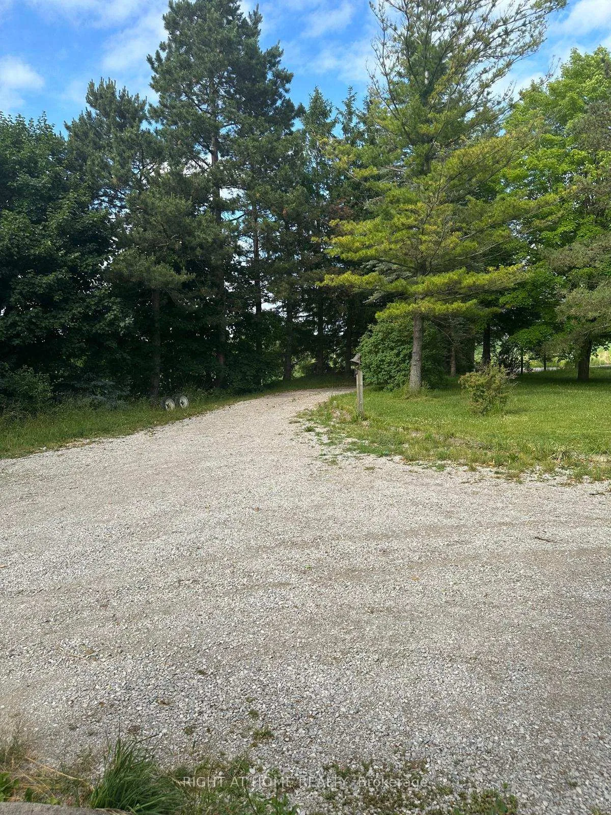 Photo 5 of 17400 10th Concession N, King, Rural King — HOMEH