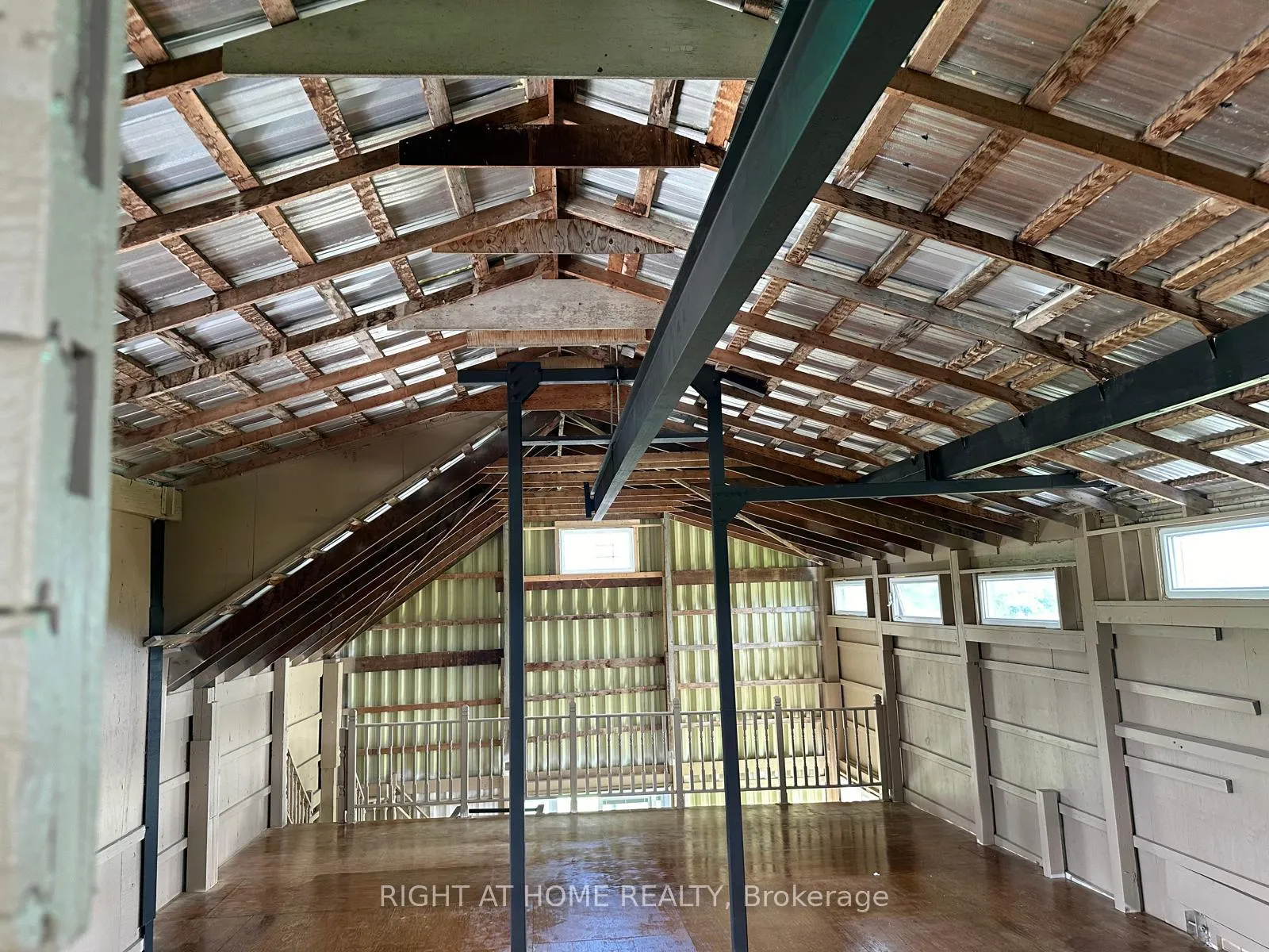 Photo 17 of 17400 10th Concession N, King, Rural King — HOMEH