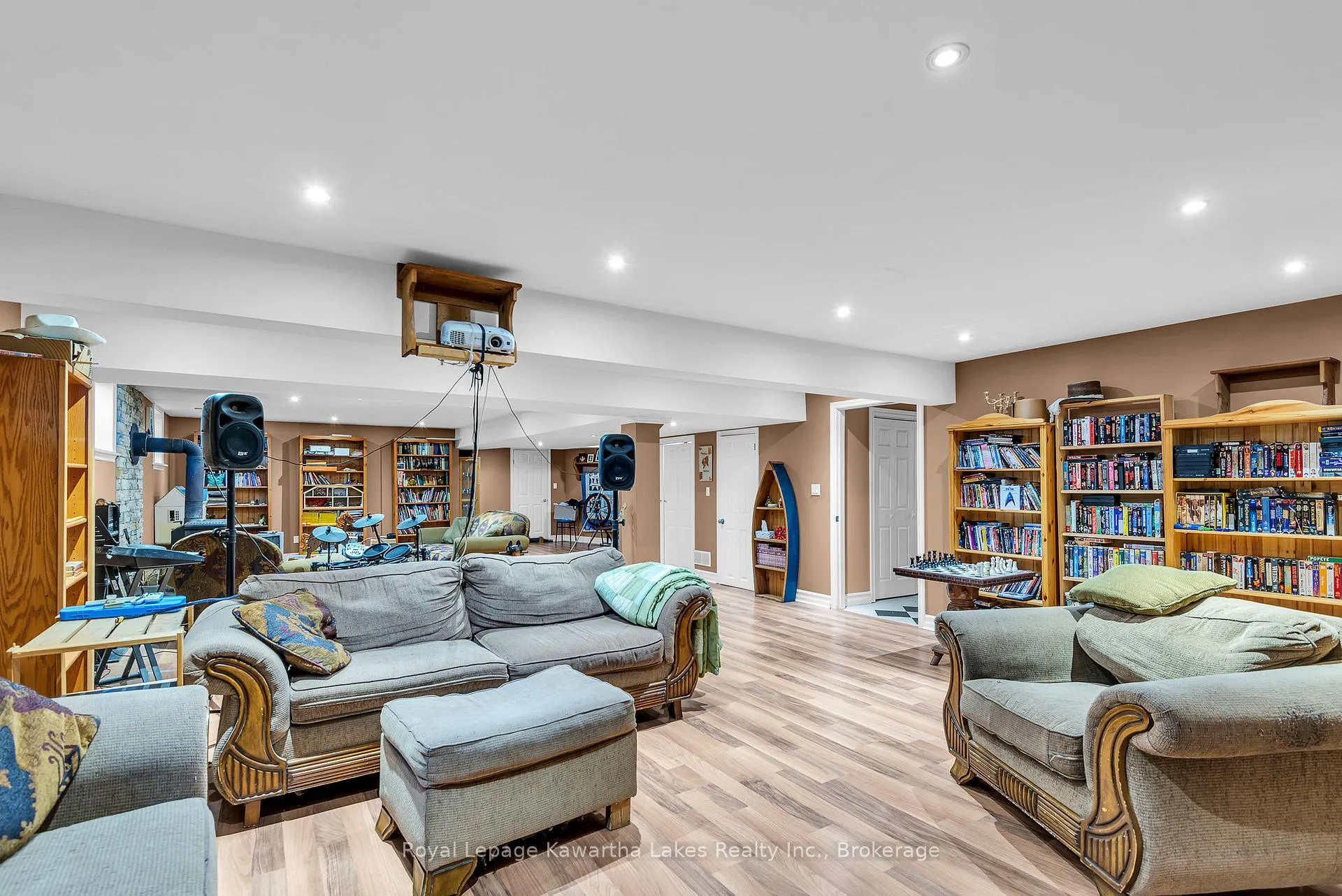 Photo 25 of 2435 Elm Tree Road, Kawartha Lakes, Fenelon — HOMEH