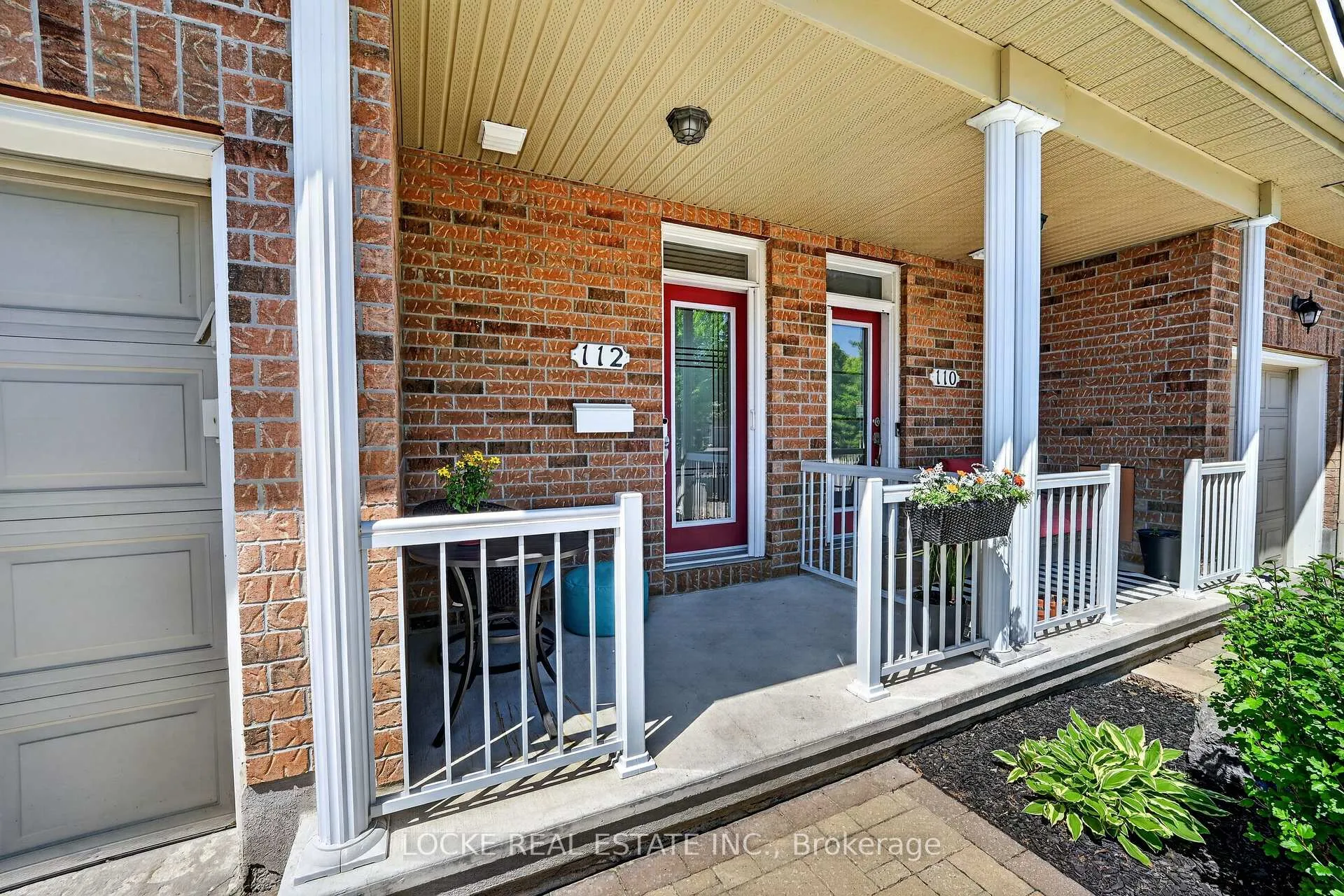 Photo 3 of 112 Parkrose Private, Ottawa, Chatelaine Village — HOMEH