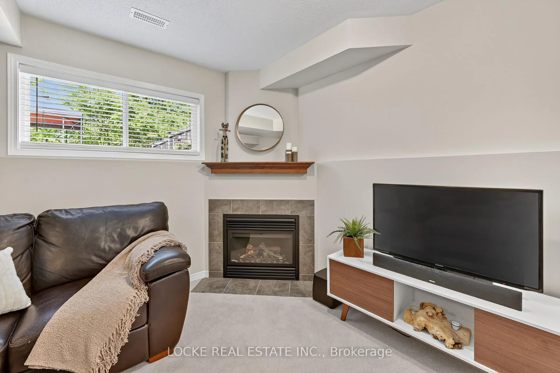Photo 29 of 112 Parkrose Private, Ottawa, Chatelaine Village — HOMEH