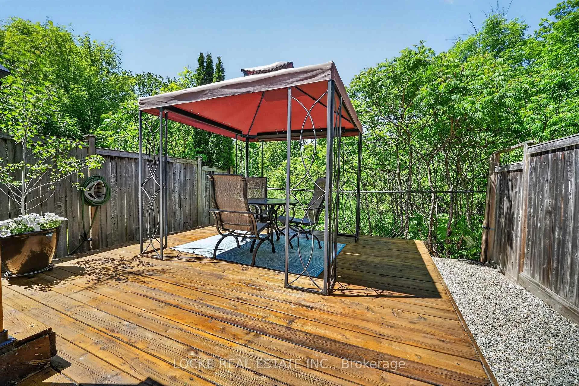 Photo 33 of 112 Parkrose Private, Ottawa, Chatelaine Village — HOMEH