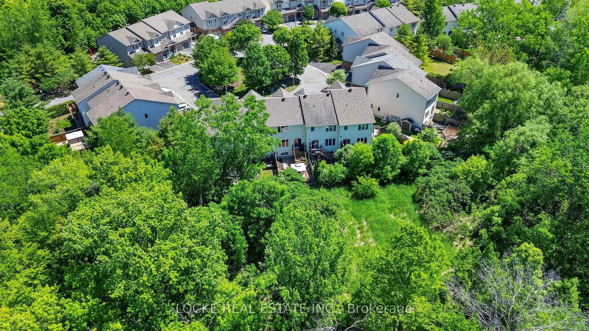 Photo 38 of 112 Parkrose Private, Ottawa, Chatelaine Village — HOMEH