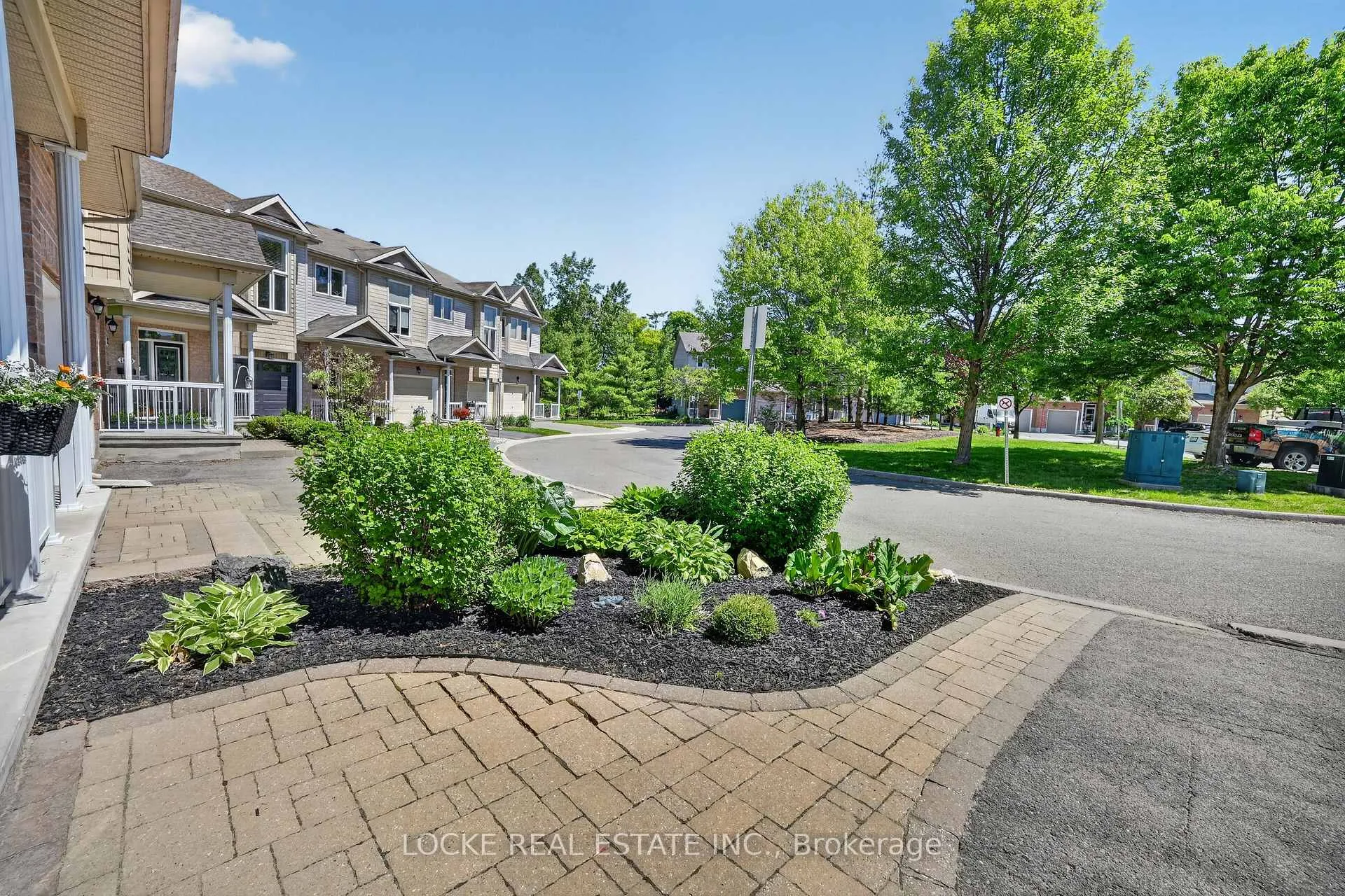 Photo 45 of 112 Parkrose Private, Ottawa, Chatelaine Village — HOMEH