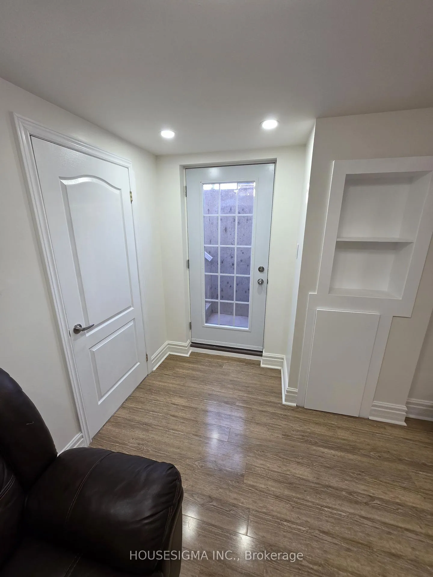 Photo 3 of Unit BSMT - Lower Level, 178 Hawkview Boulevard, Vaughan, Vellore Village — HOMEH