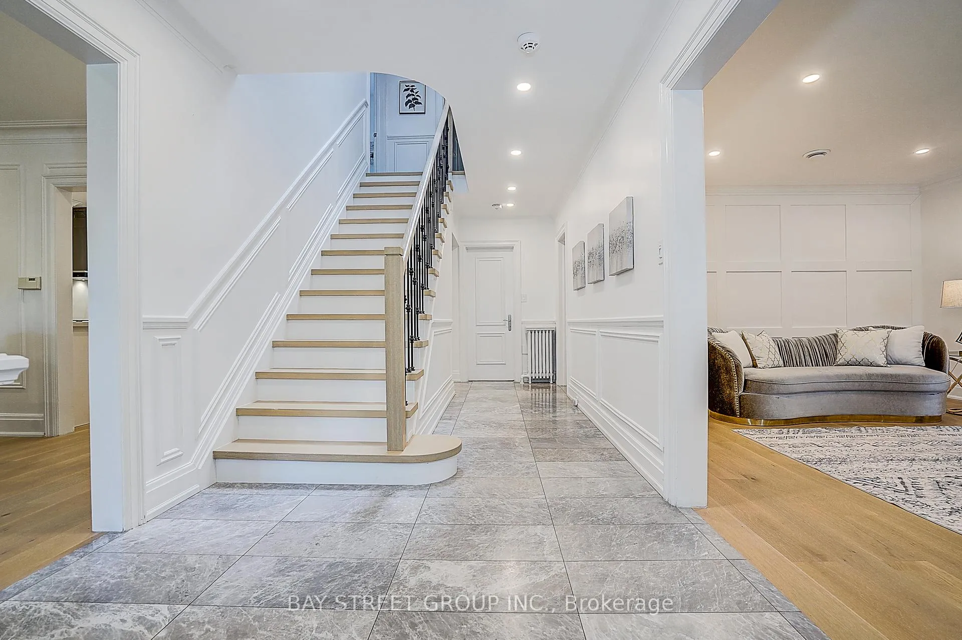 Photo 4 of 3 Silverwood Avenue, Toronto, Forest Hill South — HOMEH
