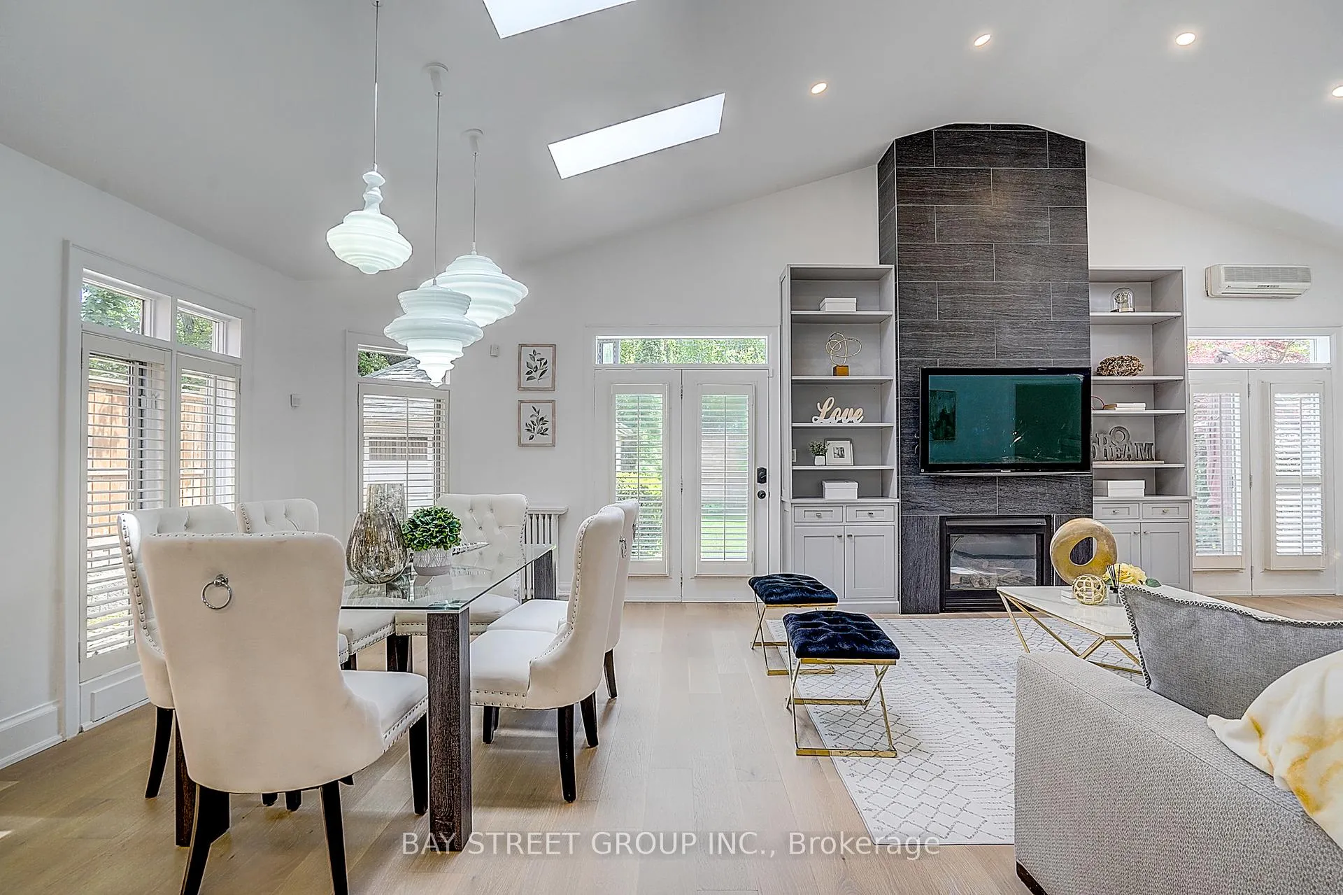 Photo 8 of 3 Silverwood Avenue, Toronto, Forest Hill South — HOMEH