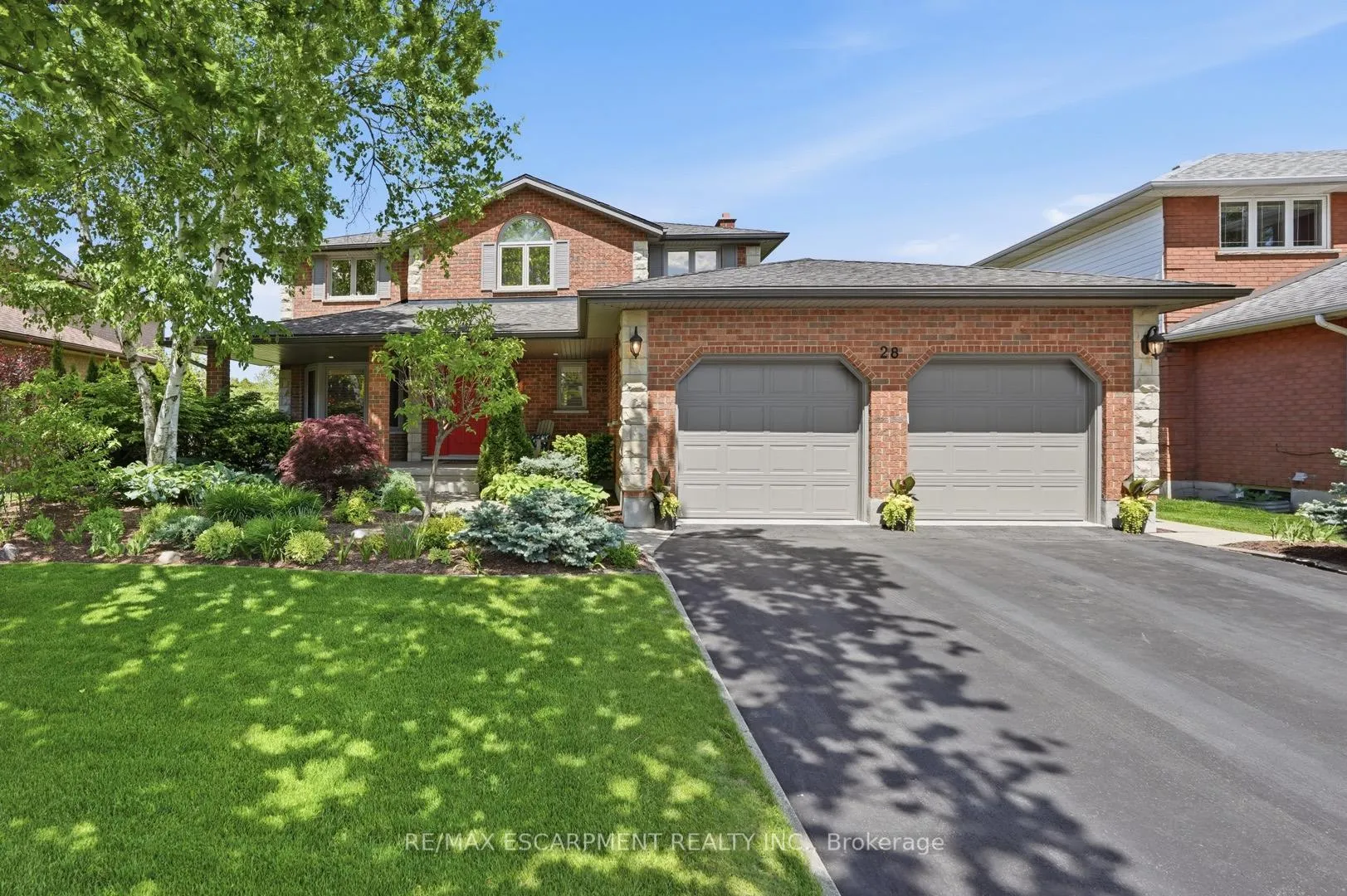 Photo 1 of 28 Bathgate Drive, Guelph, Kortright East — HOMEH
