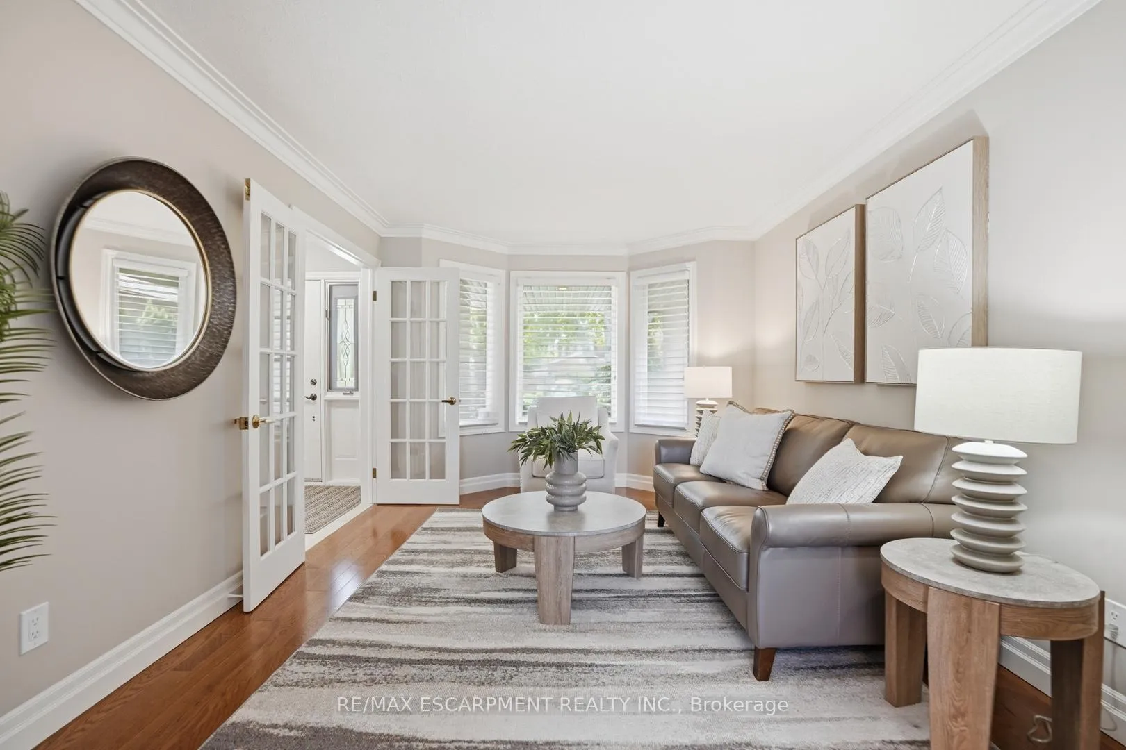 Photo 10 of 28 Bathgate Drive, Guelph, Kortright East — HOMEH
