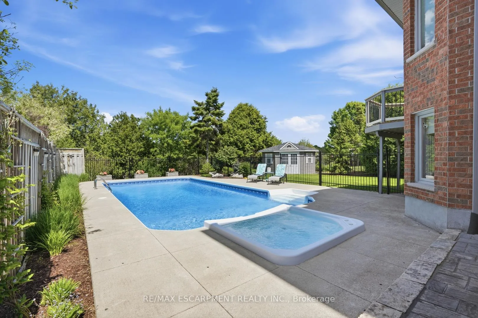 Photo 46 of 28 Bathgate Drive, Guelph, Kortright East — HOMEH