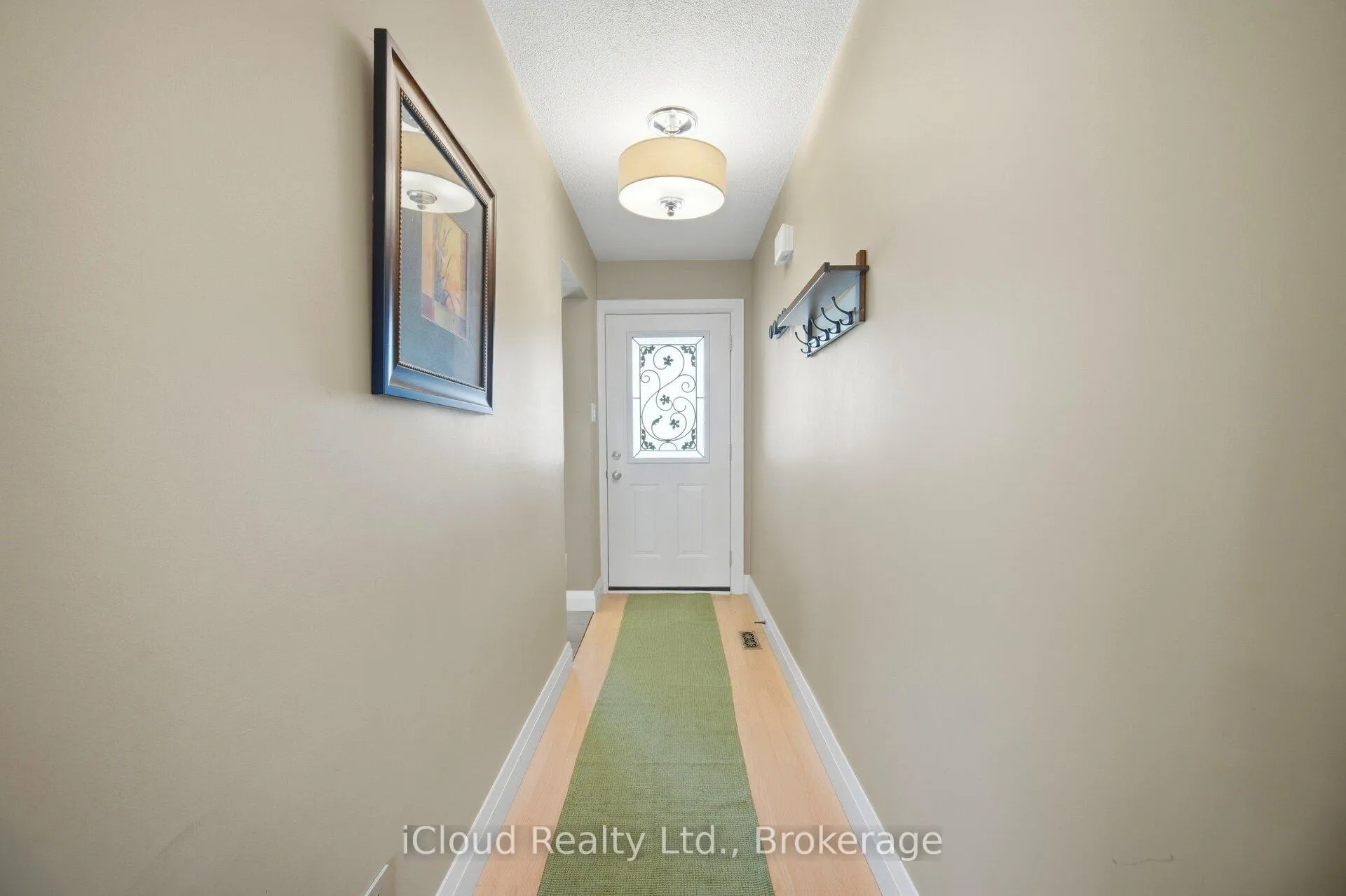 Photo 6 of 8 Lindridge Avenue, Brampton, Westgate — HOMEH