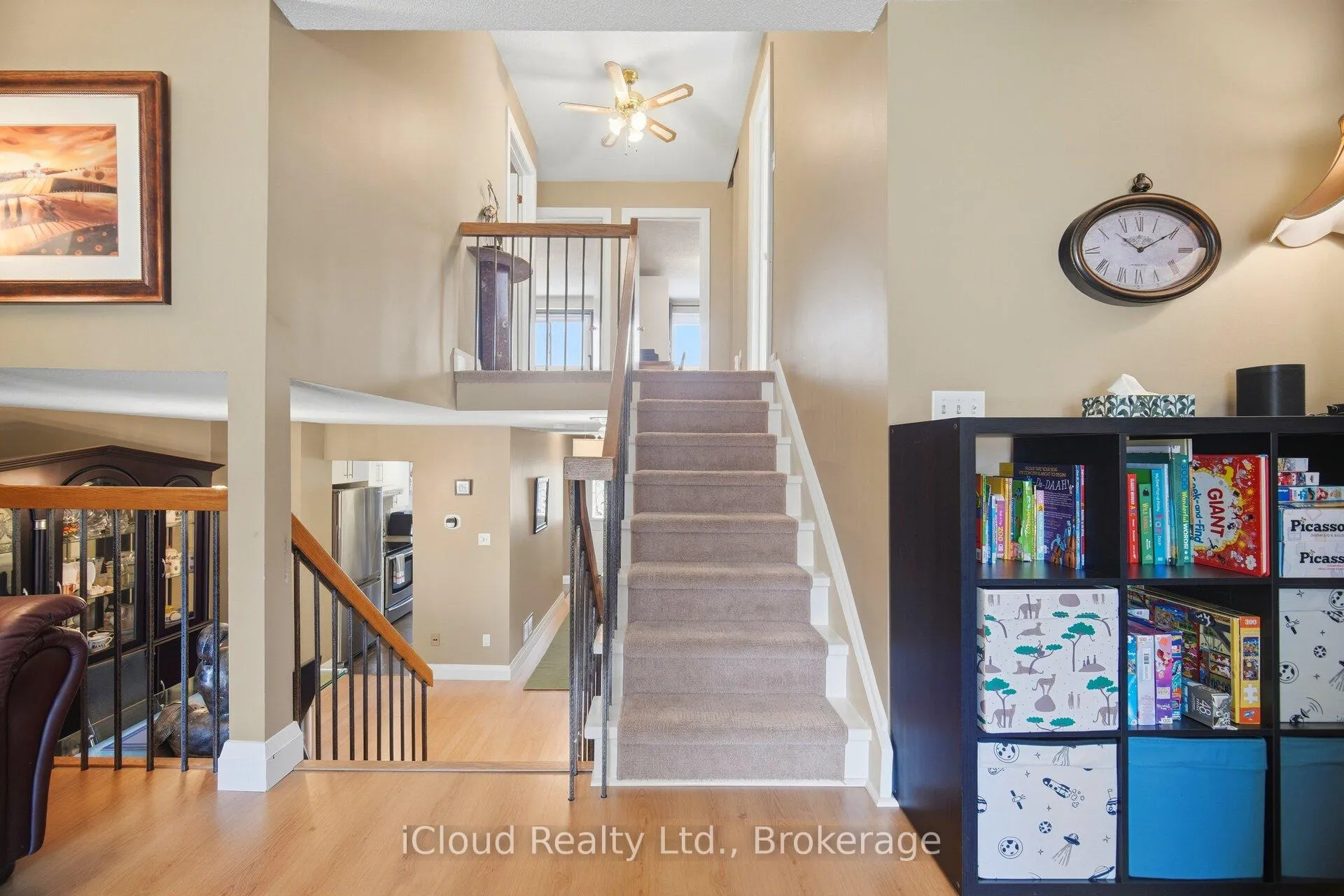 Photo 18 of 8 Lindridge Avenue, Brampton, Westgate — HOMEH