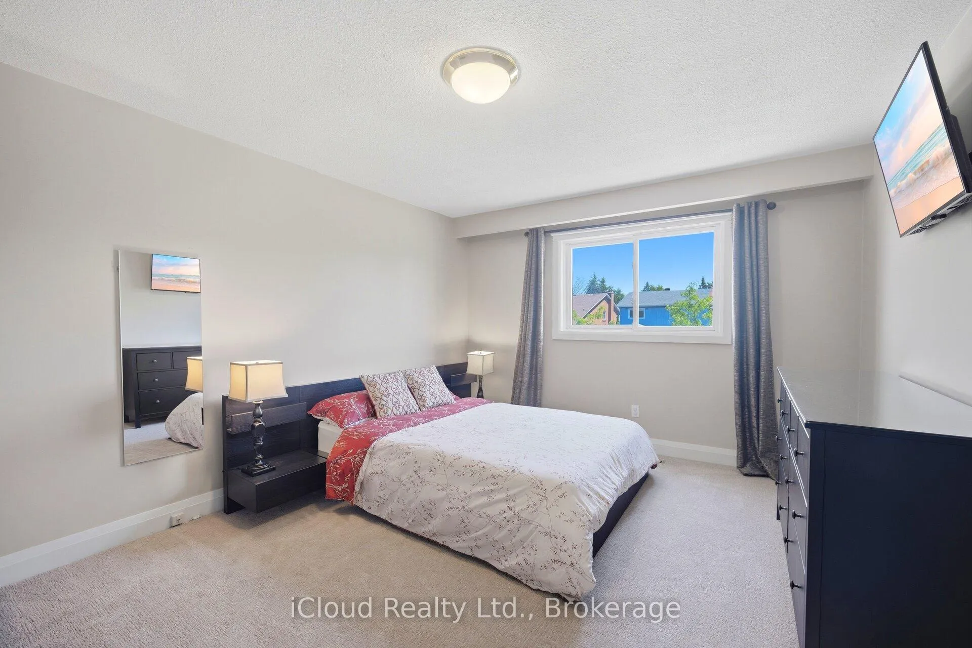 Photo 20 of 8 Lindridge Avenue, Brampton, Westgate — HOMEH