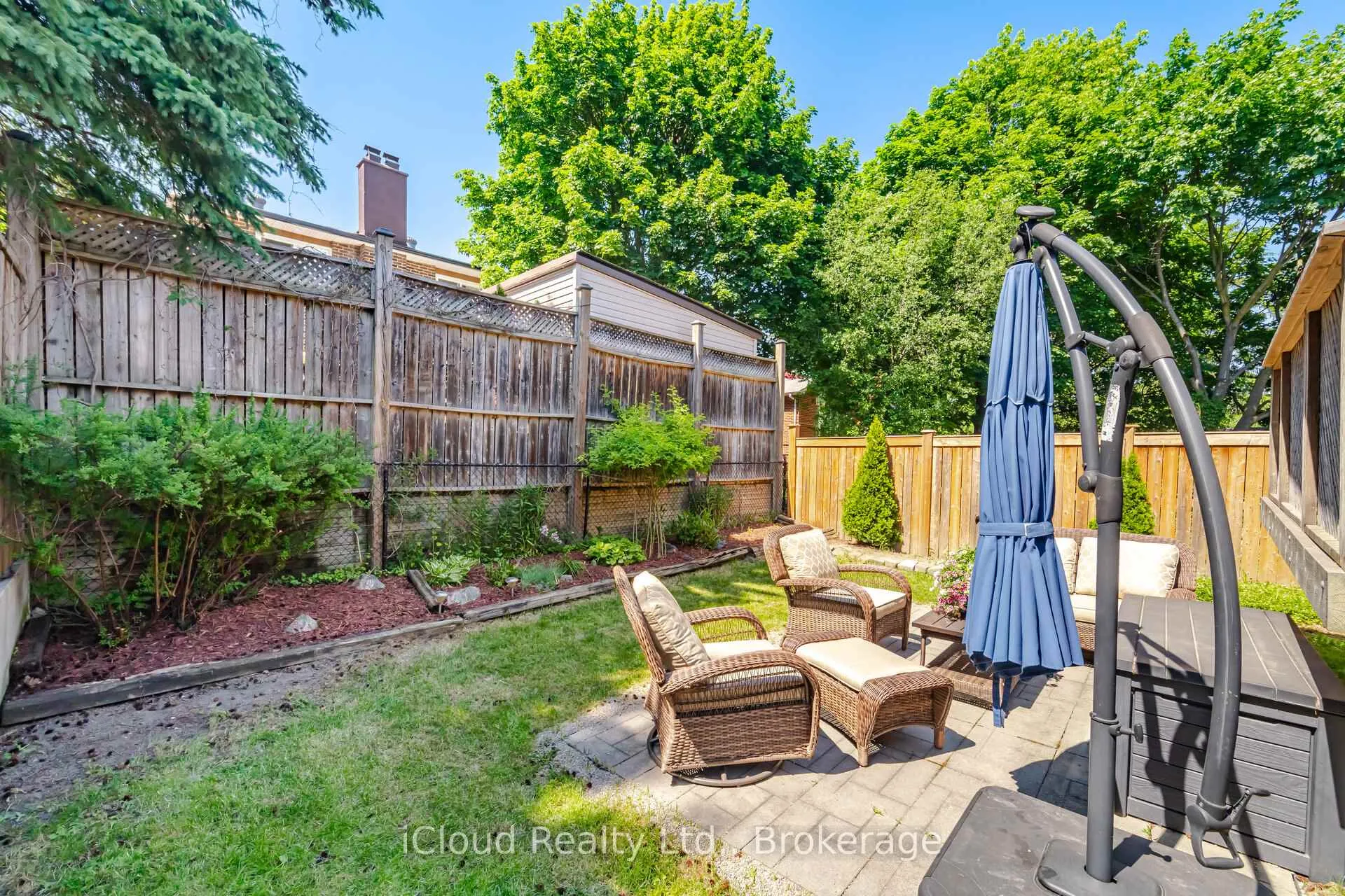 Photo 37 of 8 Lindridge Avenue, Brampton, Westgate — HOMEH