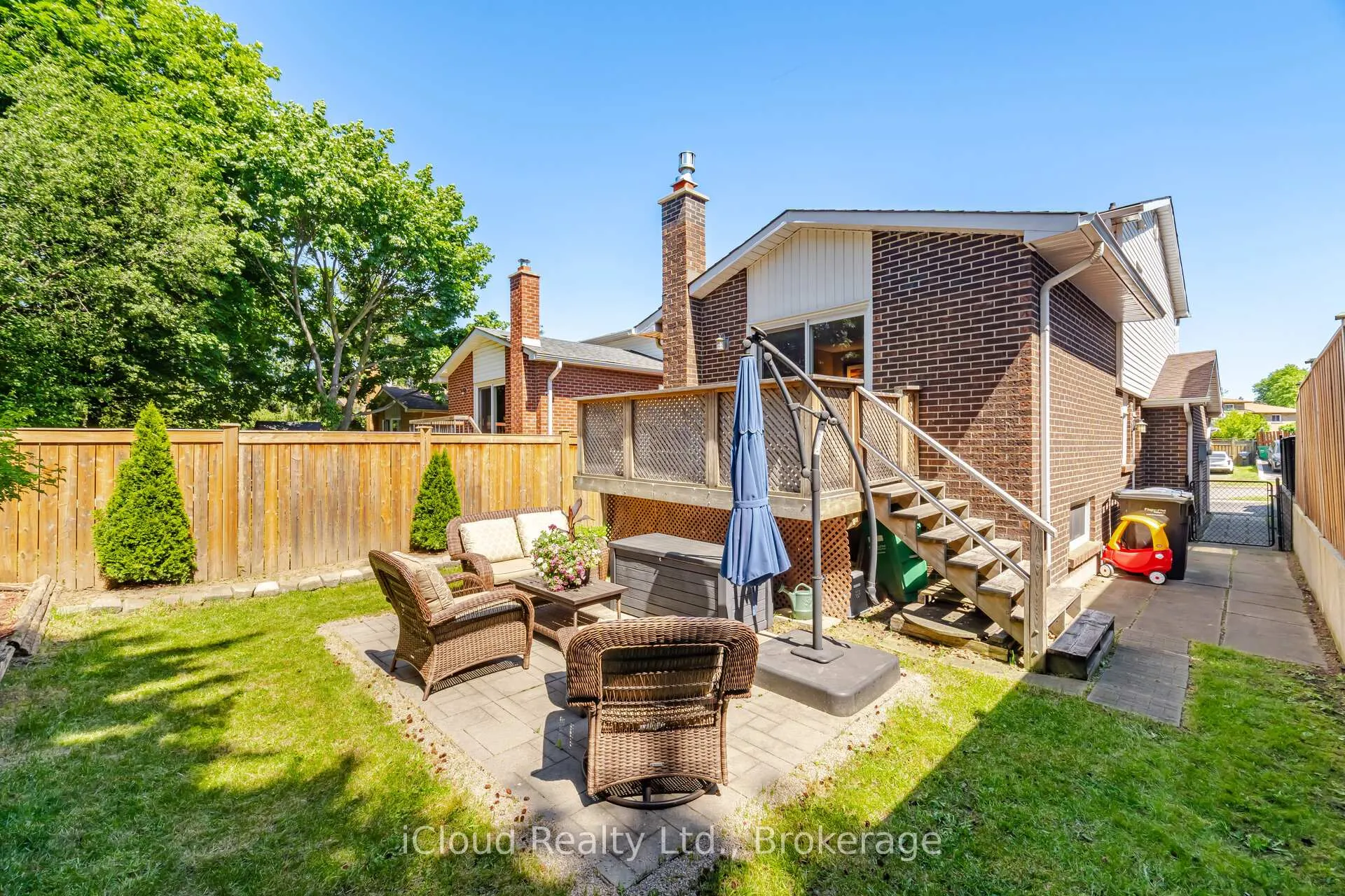 Photo 38 of 8 Lindridge Avenue, Brampton, Westgate — HOMEH