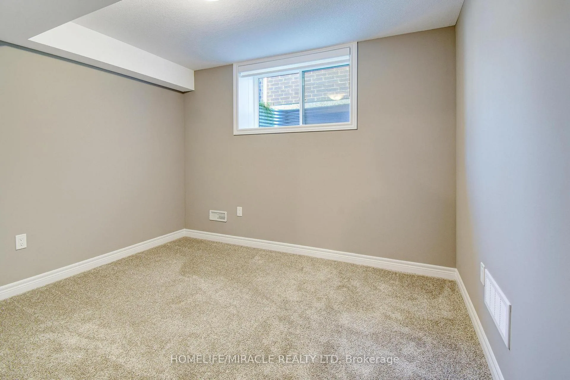 Photo 5 of Unit Basement, 39 Broadacre Drive, Kitchener, Pioneer Park/Doon/Wyldwoods — HOMEH