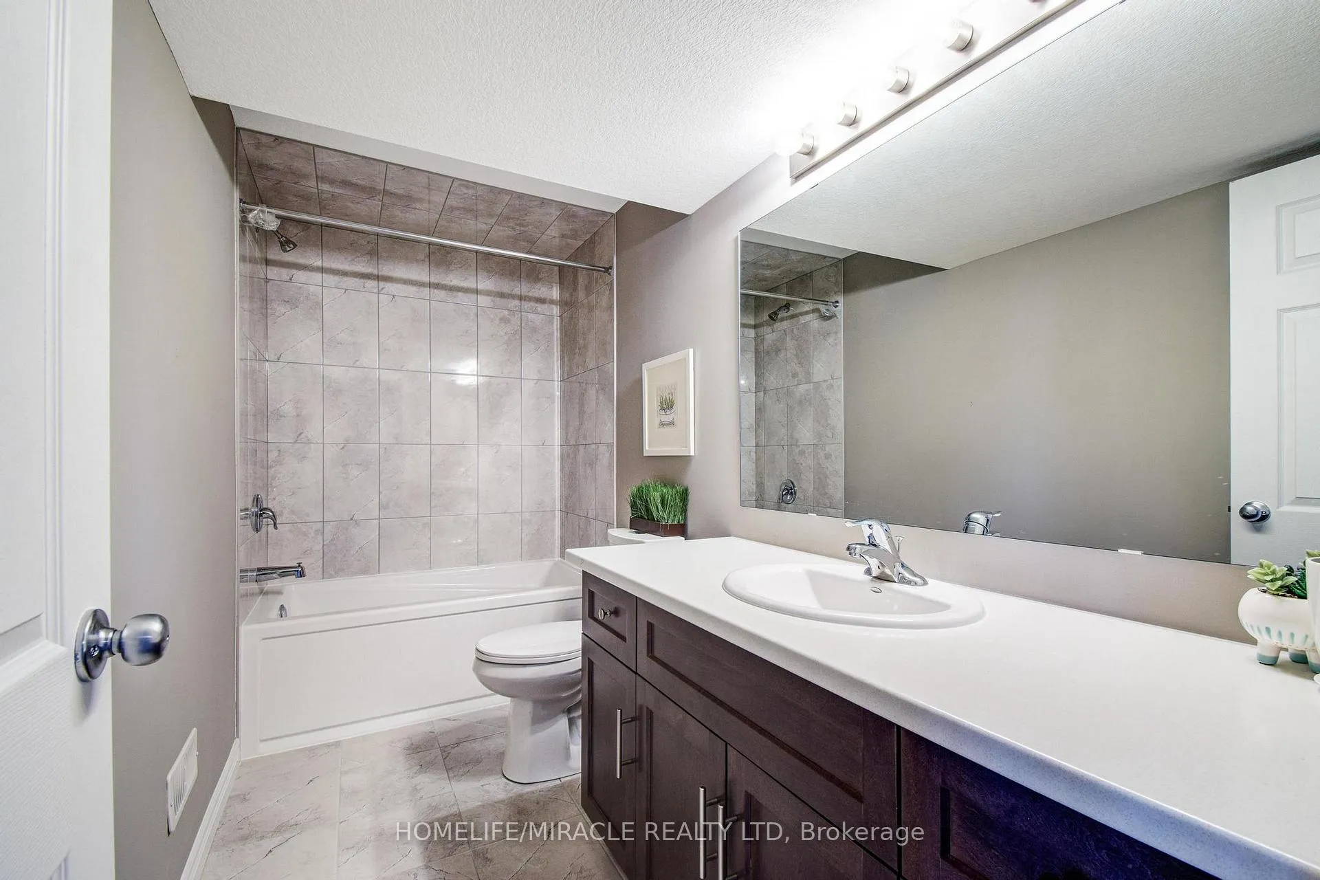 Photo 7 of Unit Basement, 39 Broadacre Drive, Kitchener, Pioneer Park/Doon/Wyldwoods — HOMEH