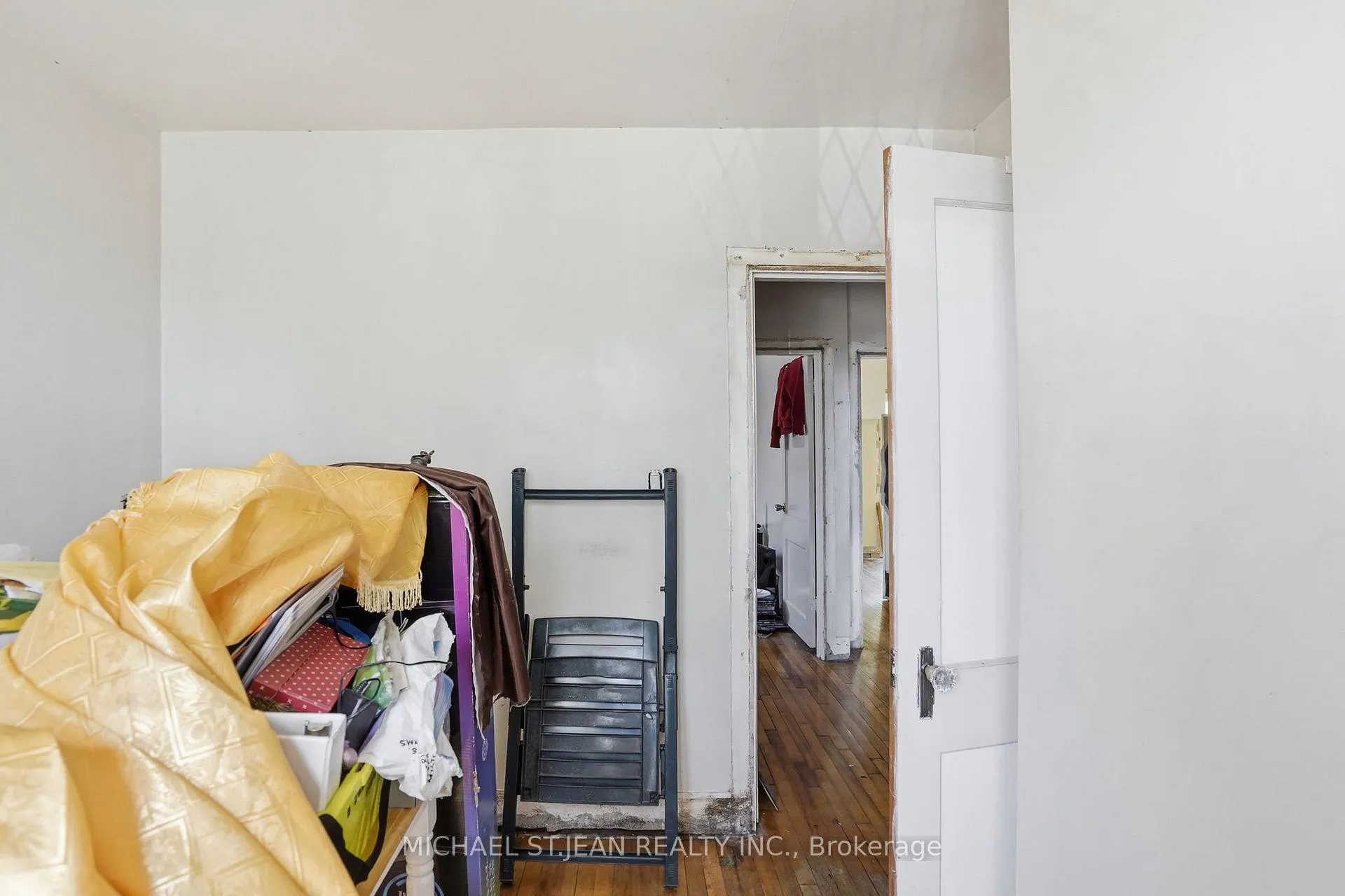 Photo 10 of 139 Adeline Avenue, Hamilton, Normanhurst — HOMEH