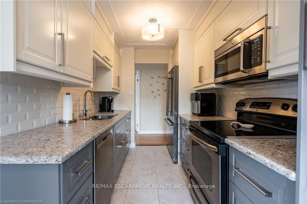 Photo 16 of Unit 402, 40 Harrisford Street, Hamilton, Red Hill — HOMEH