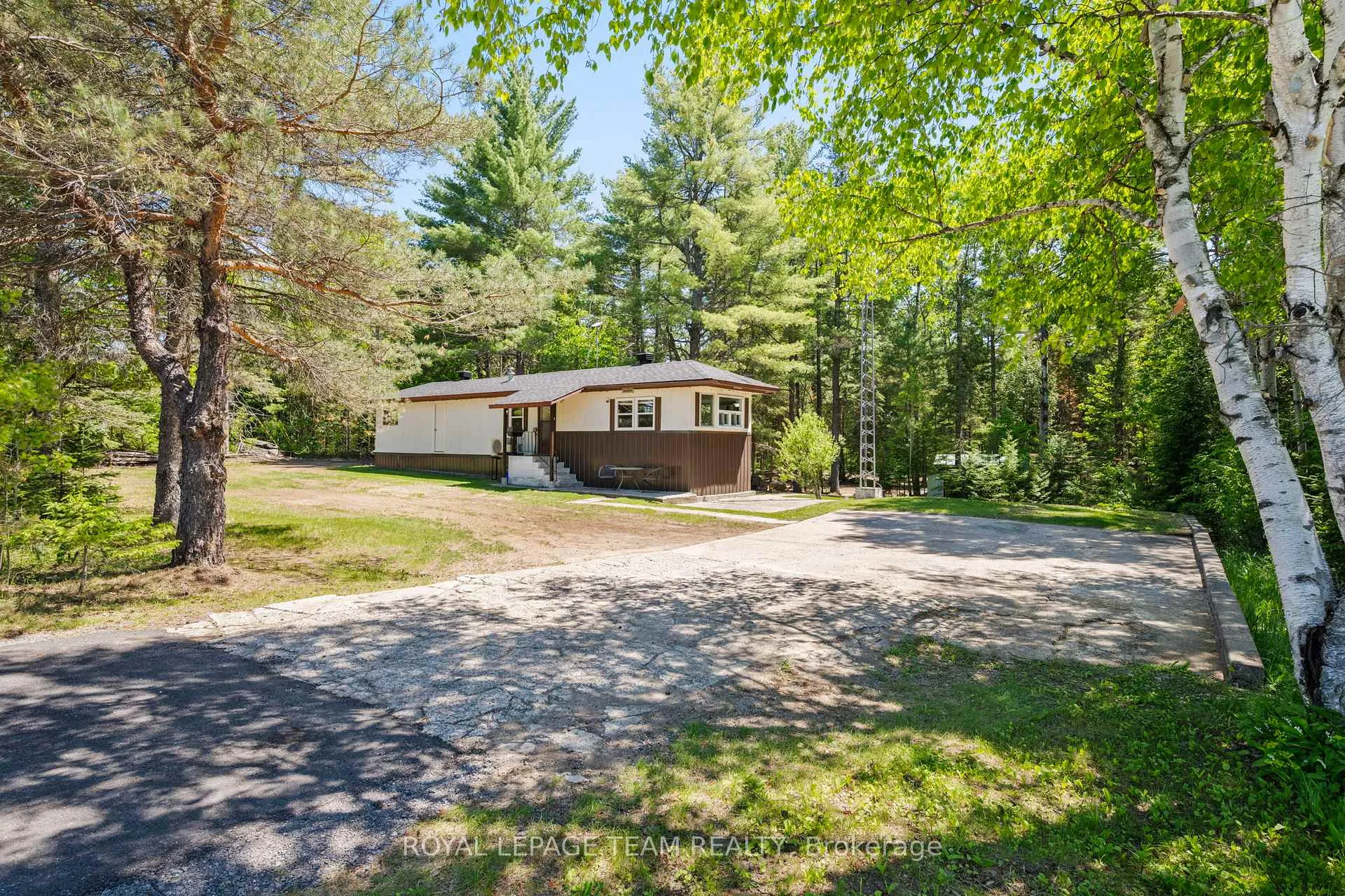 Photo 2 of 611 Burnstown Road, McNab/Braeside, Mcnab/Braeside Twps — HOMEH