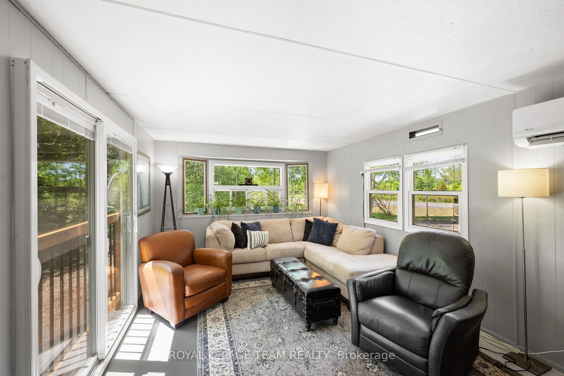 Photo 6 of 611 Burnstown Road, McNab/Braeside, Mcnab/Braeside Twps — HOMEH