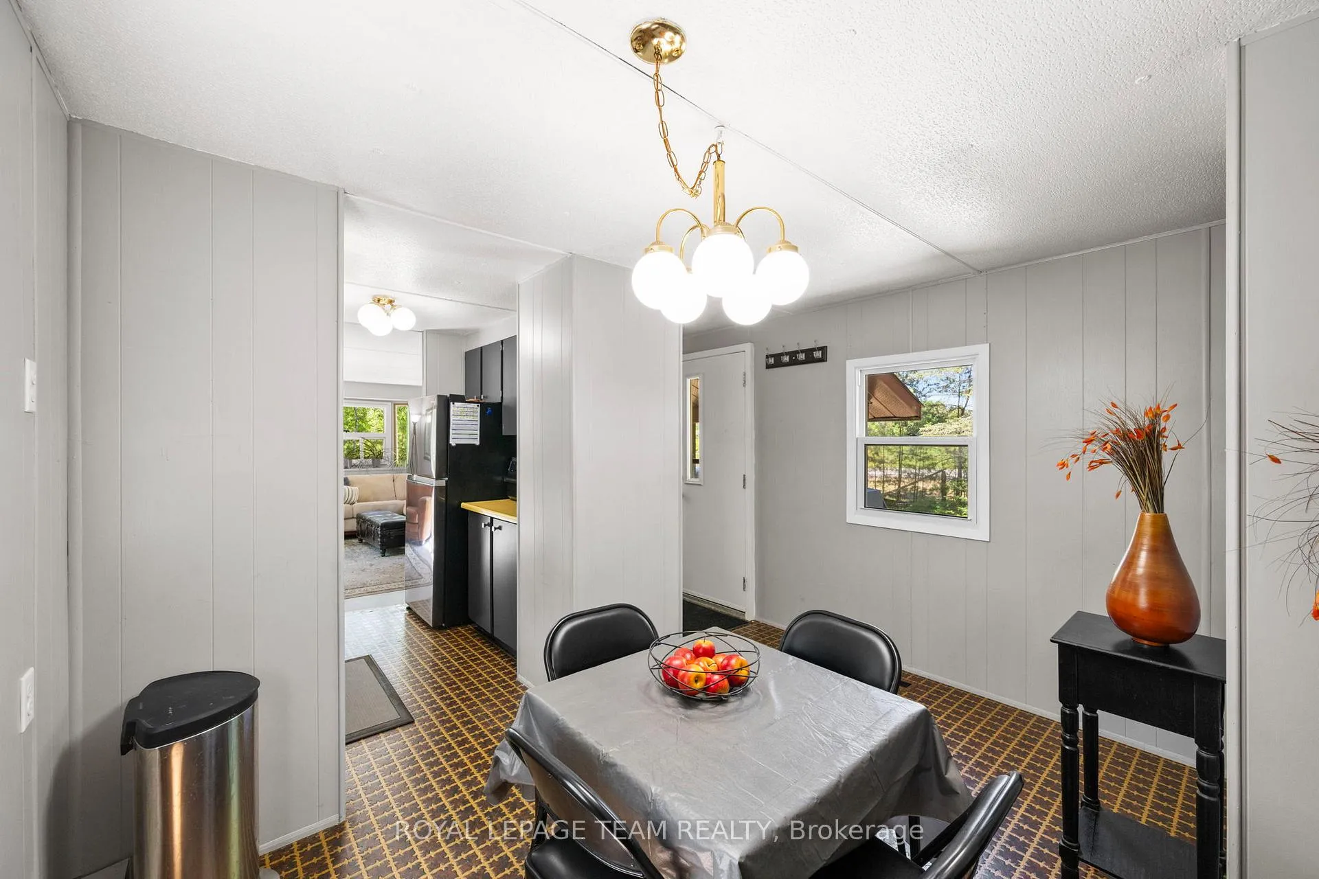 Photo 15 of 611 Burnstown Road, McNab/Braeside, Mcnab/Braeside Twps — HOMEH
