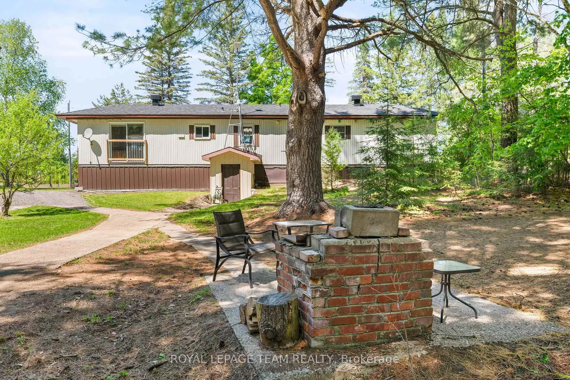 Photo 28 of 611 Burnstown Road, McNab/Braeside, Mcnab/Braeside Twps — HOMEH