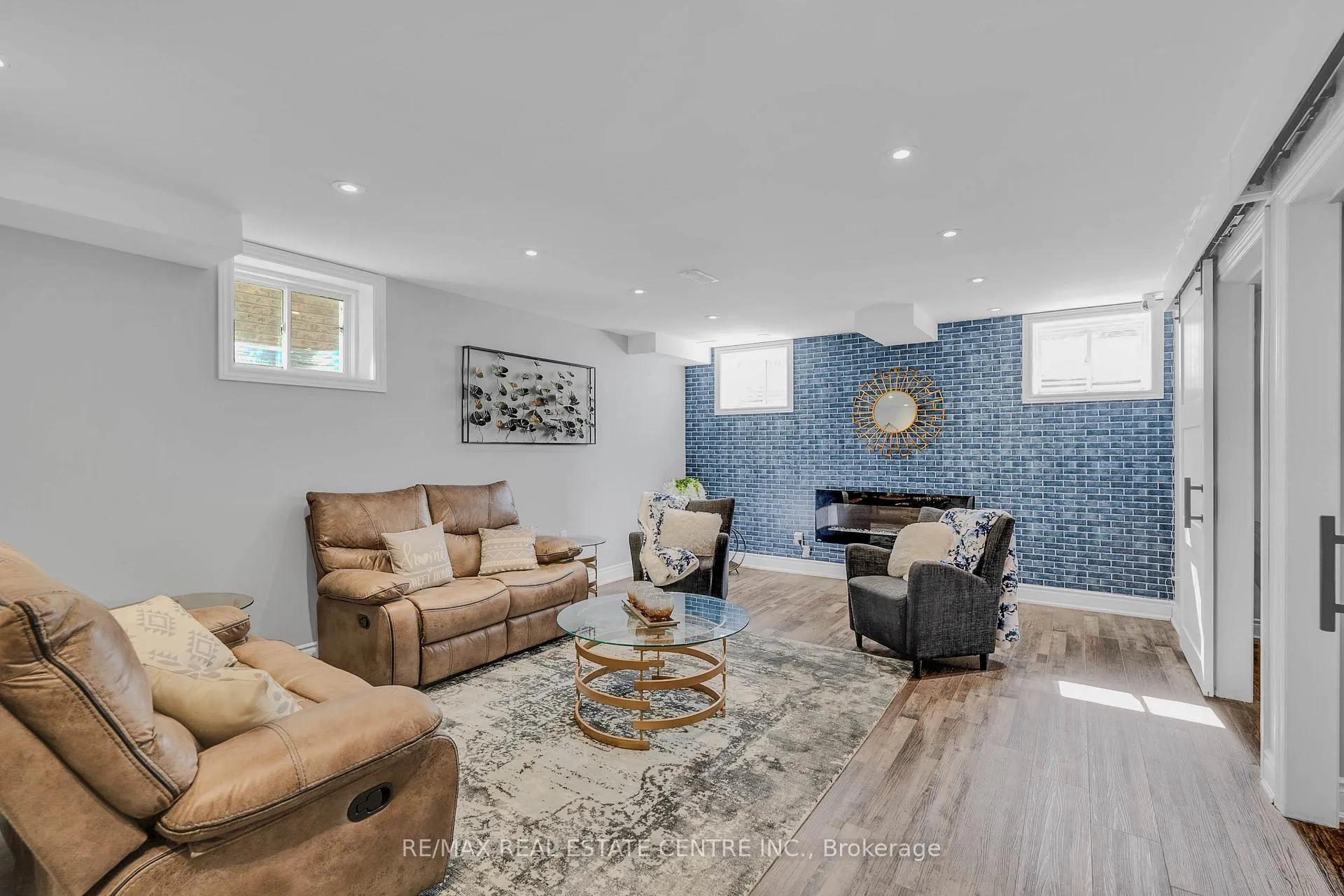 Photo 34 of 460 Equestrian Way, Cambridge, Silver Heights — HOMEH