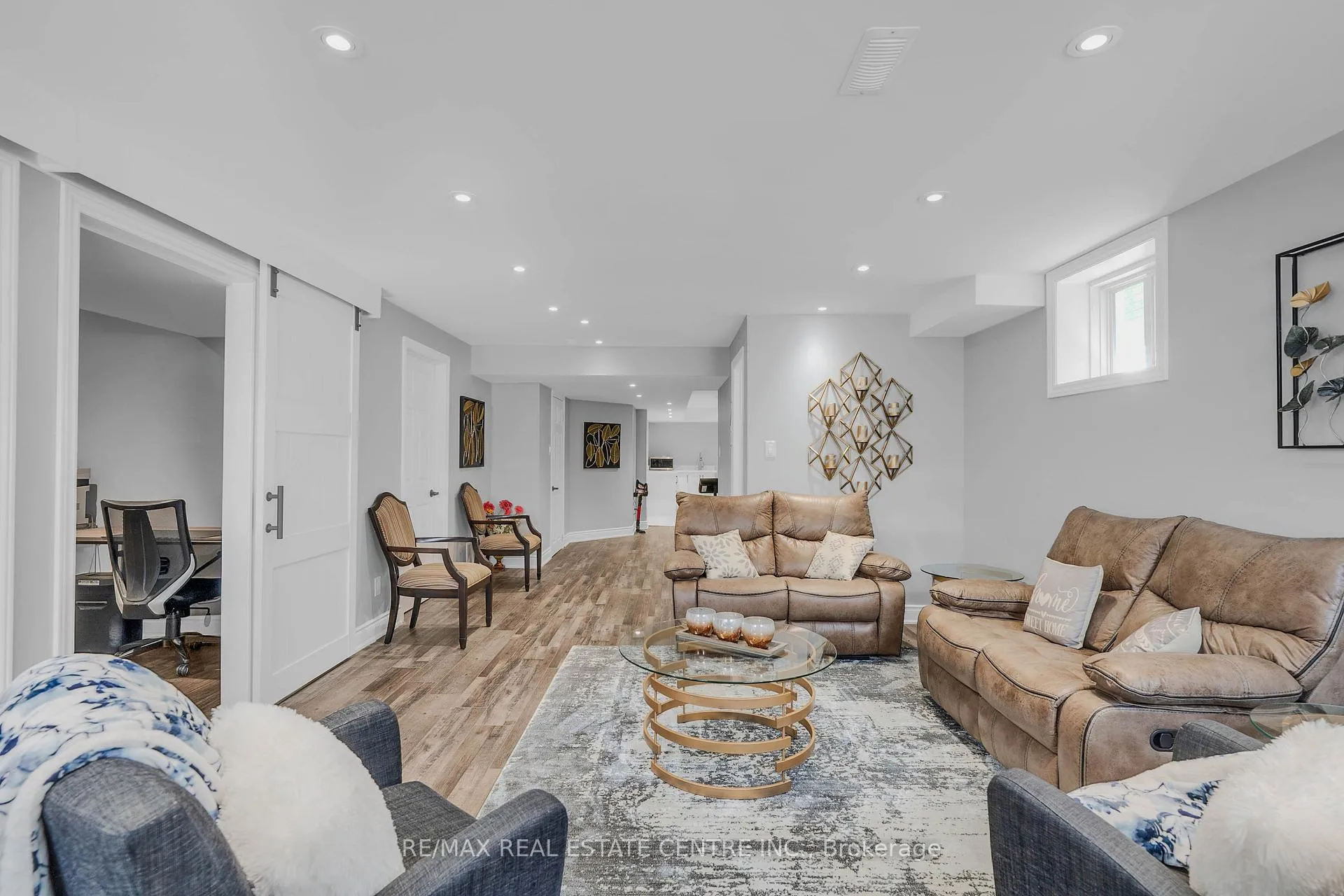 Photo 35 of 460 Equestrian Way, Cambridge, Silver Heights — HOMEH