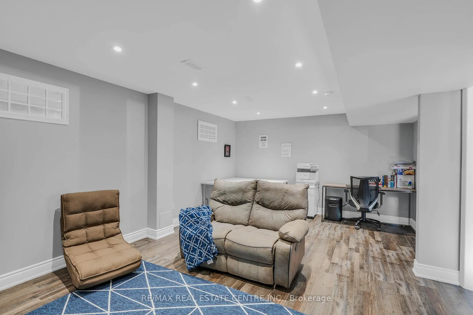 Photo 37 of 460 Equestrian Way, Cambridge, Silver Heights — HOMEH