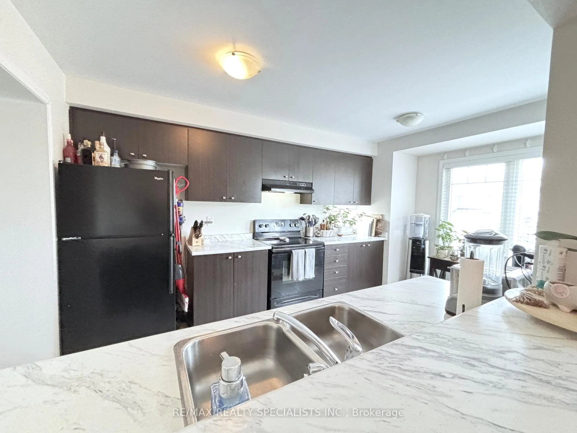Photo 6 of 230 Mortimer Crescent, Milton, Harrison — HOMEH