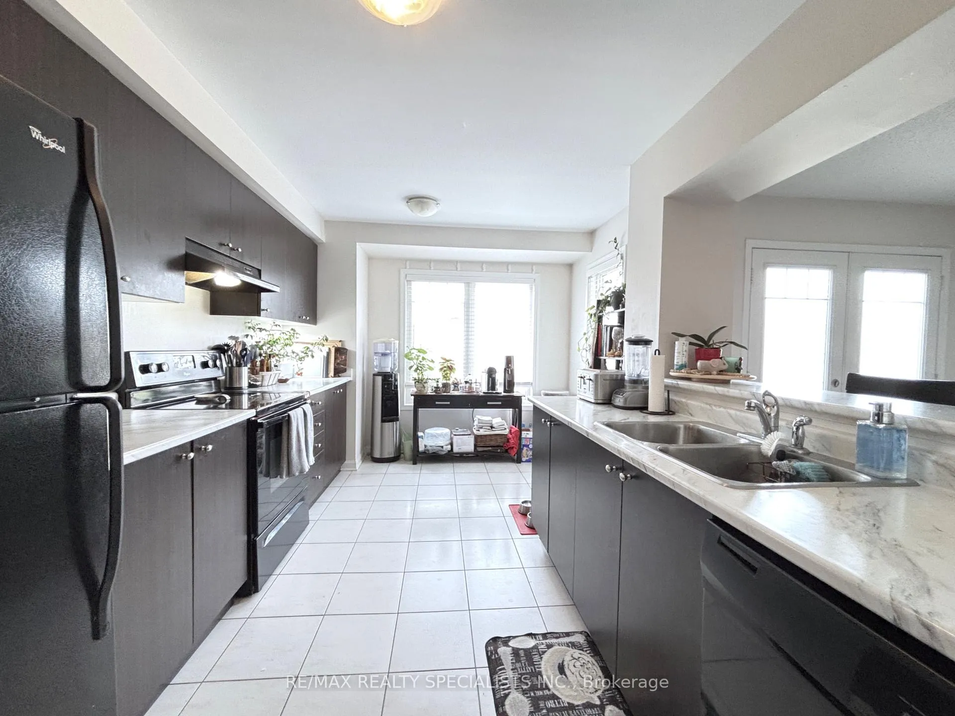 Photo 7 of 230 Mortimer Crescent, Milton, Harrison — HOMEH