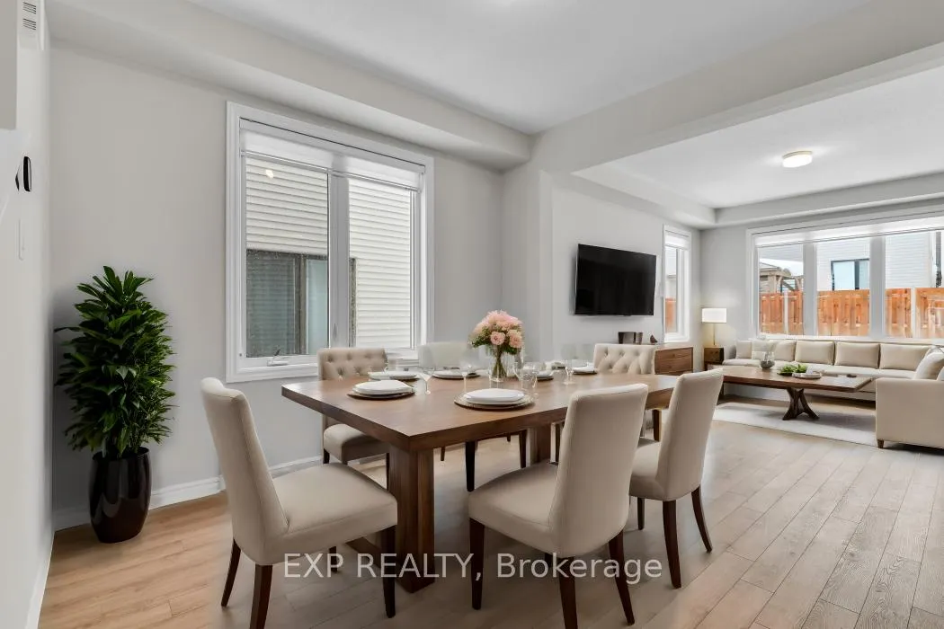 Photo 3 of 531 Rye Grass Way, Ottawa, Barrhaven - Half Moon Bay — HOMEH